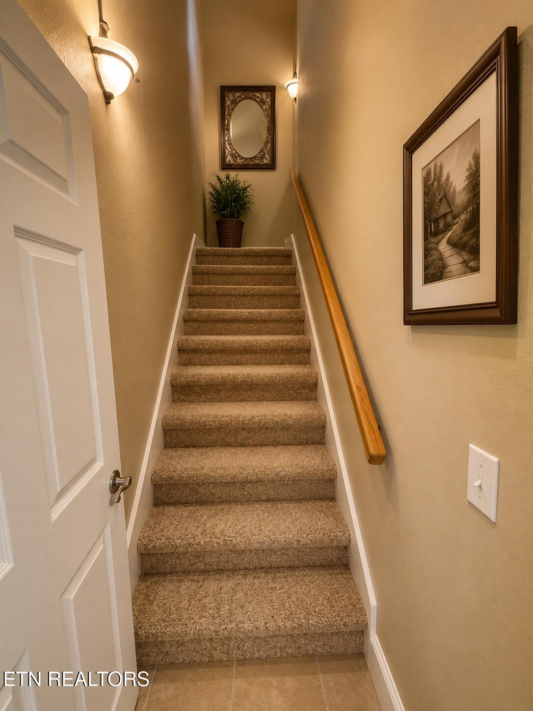 190 Williamsburg Drive Lenoir City TN 37772
