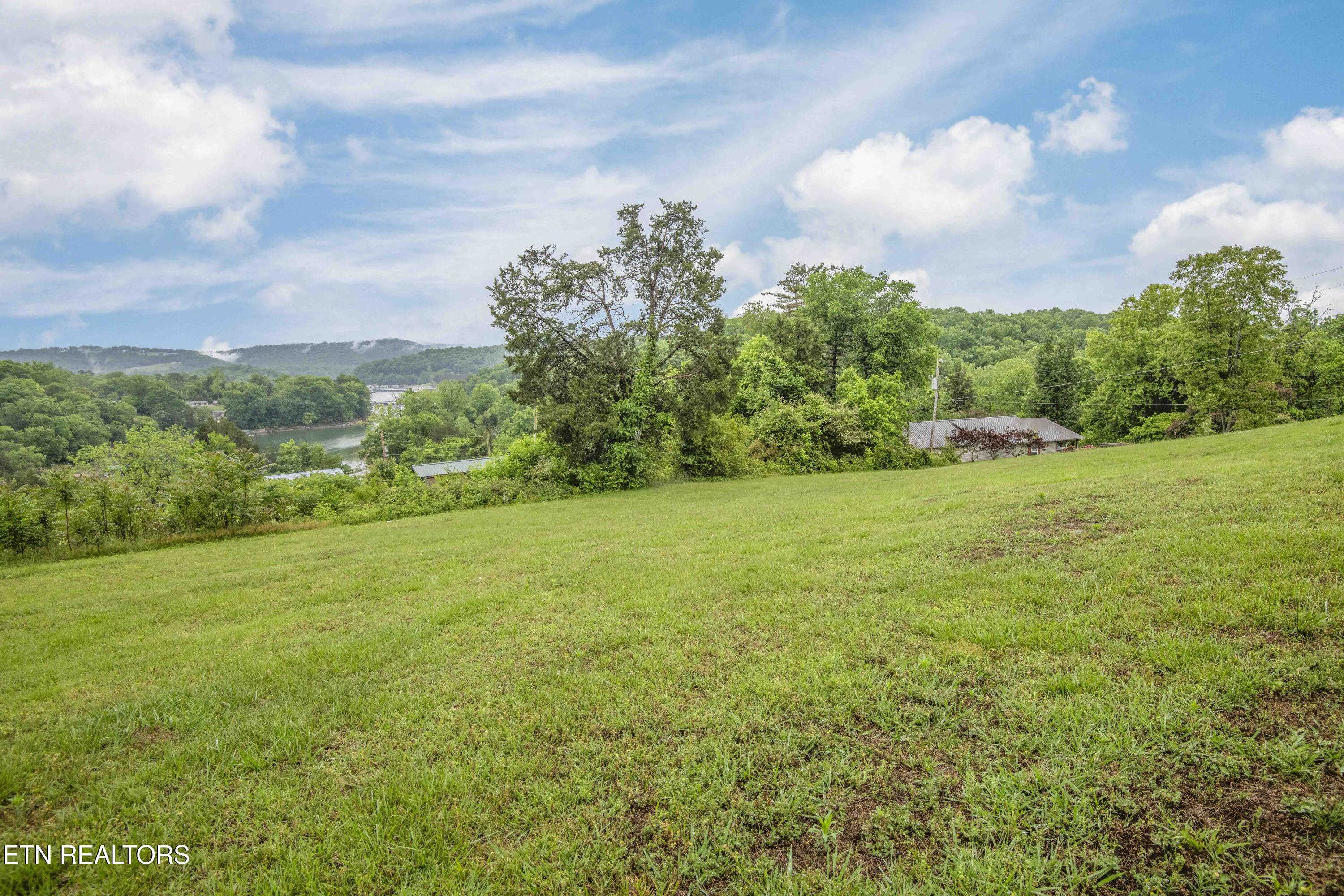 140 Walnut Circle New Tazewell TN 37825