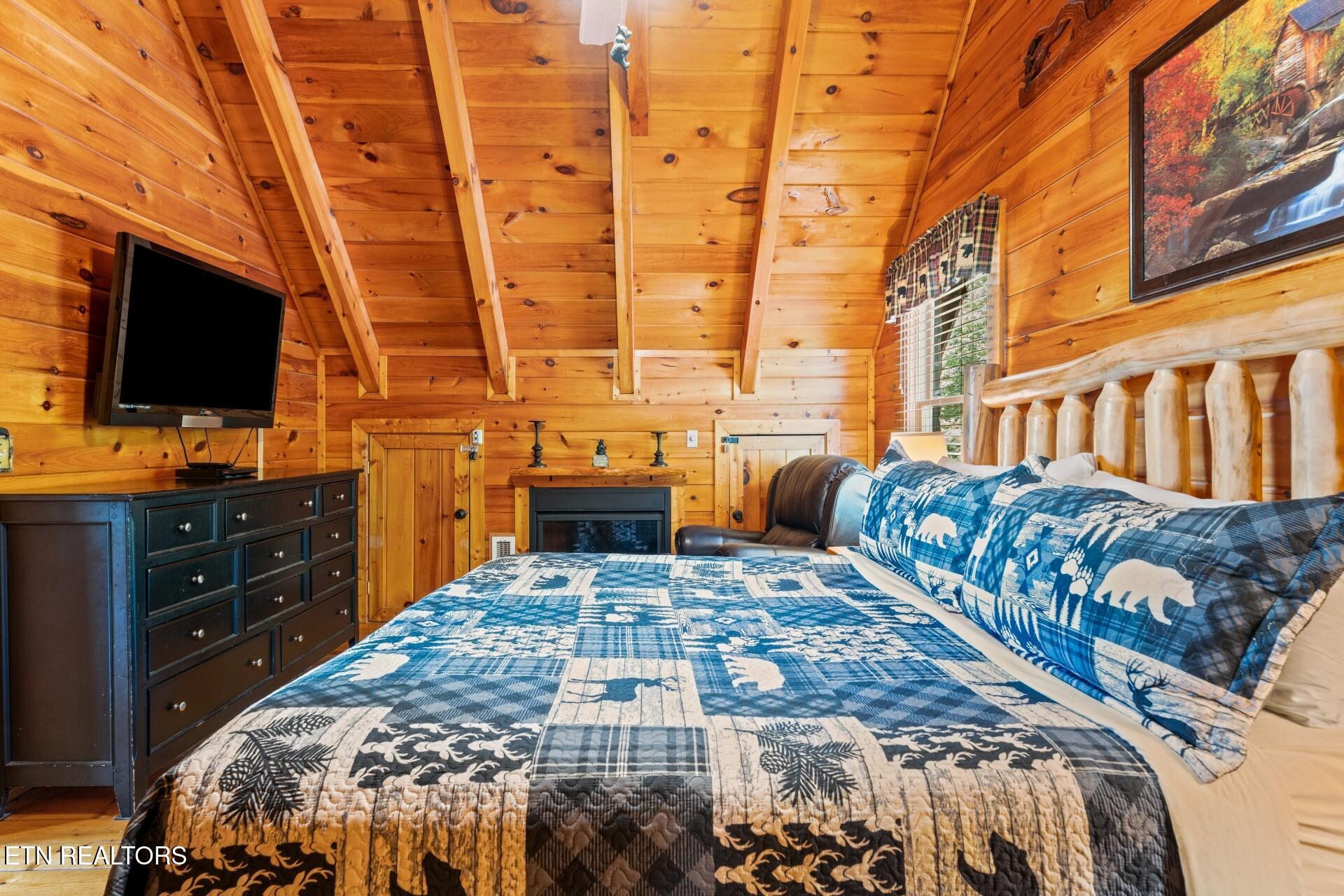 4519 Forest Vista Way Pigeon Forge TN 37863