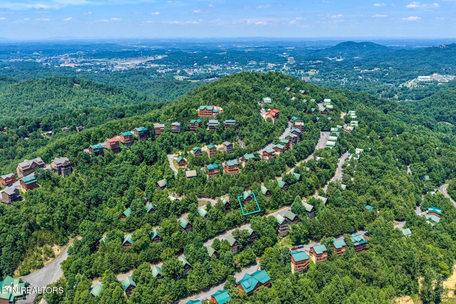 4519 Forest Vista Way Pigeon Forge TN 37863