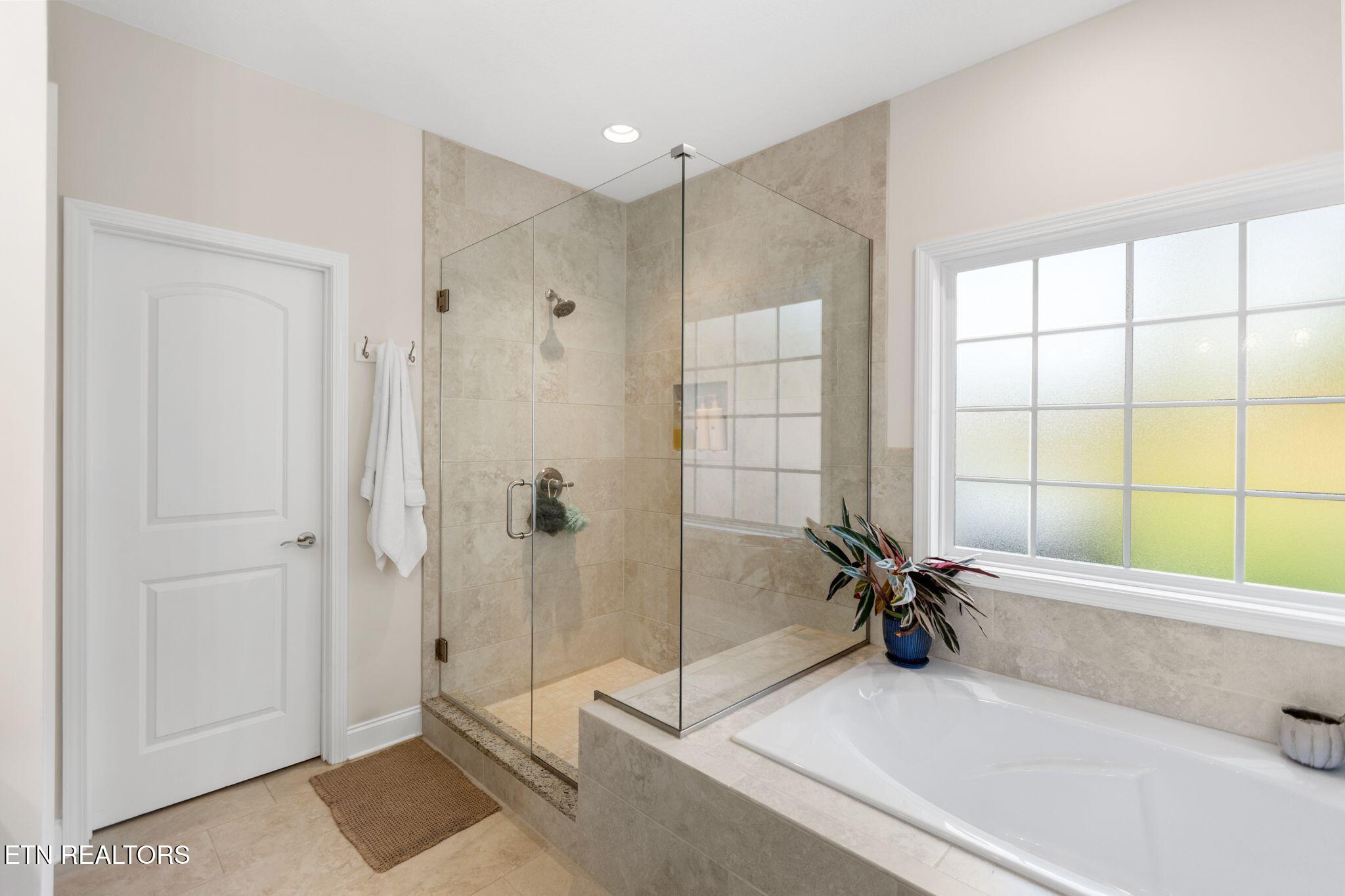 2324 Wolf Crossing Lane Knoxville TN 37932