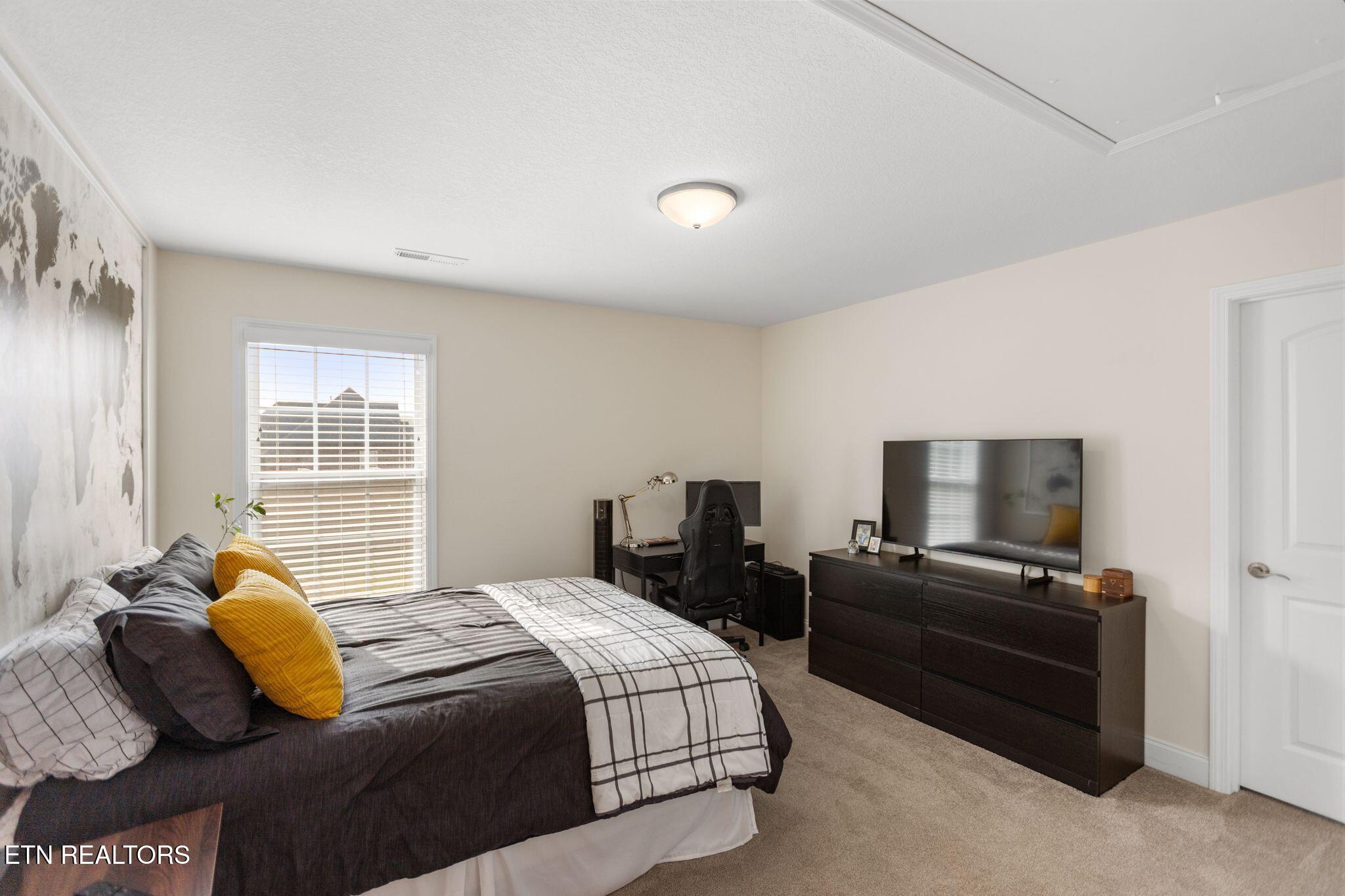 2324 Wolf Crossing Lane Knoxville TN 37932