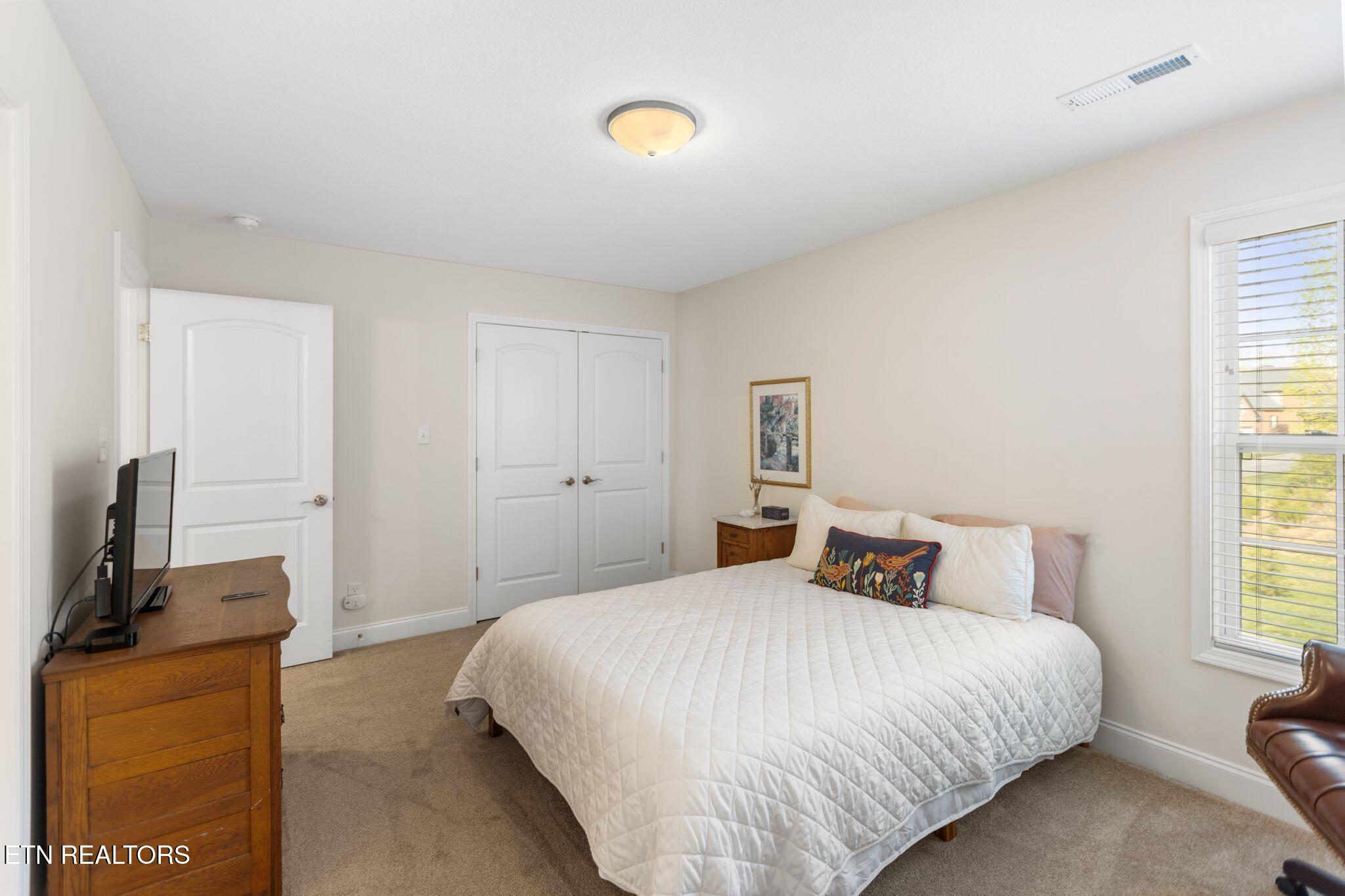 2324 Wolf Crossing Lane Knoxville TN 37932
