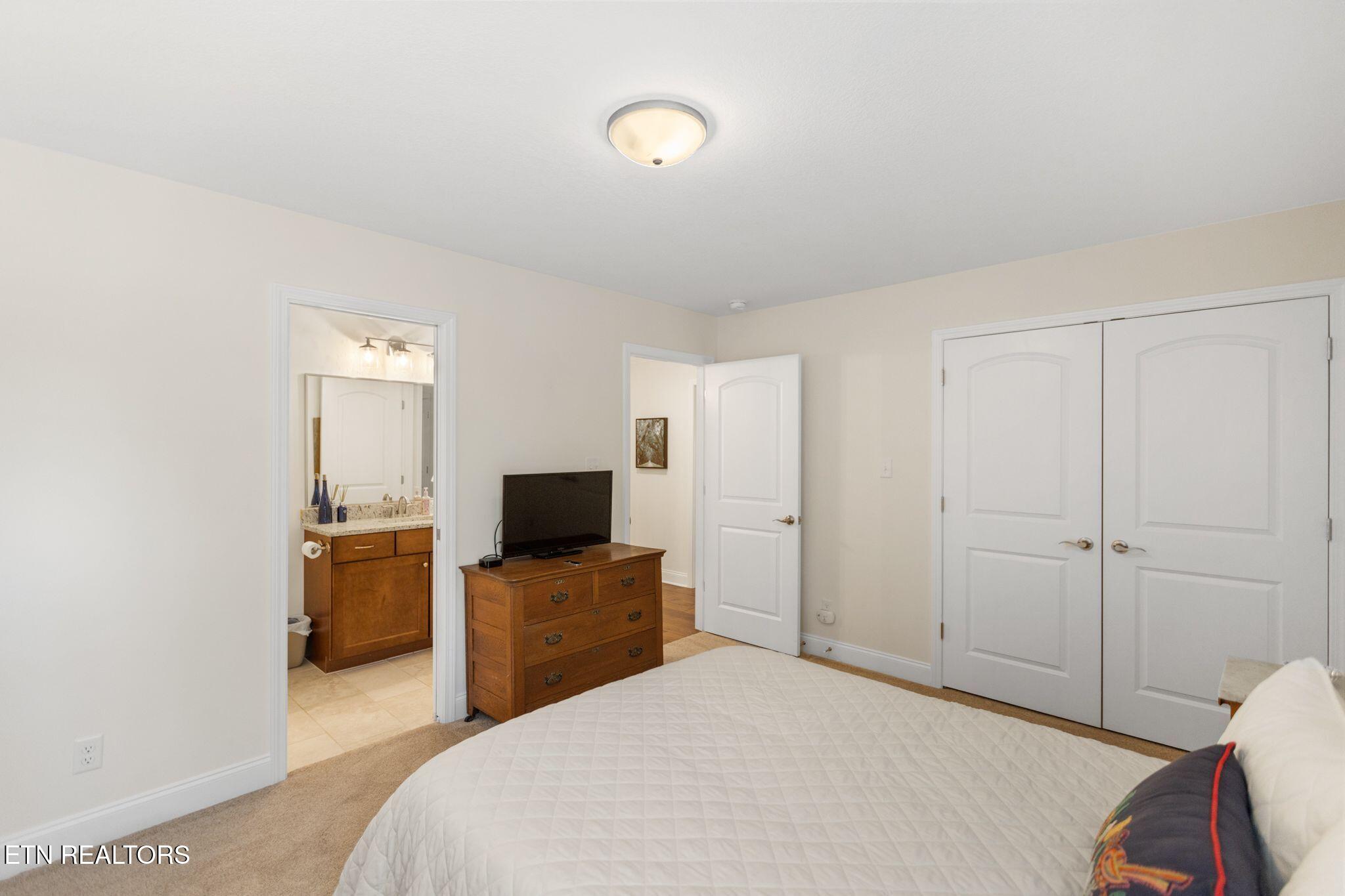 2324 Wolf Crossing Lane Knoxville TN 37932