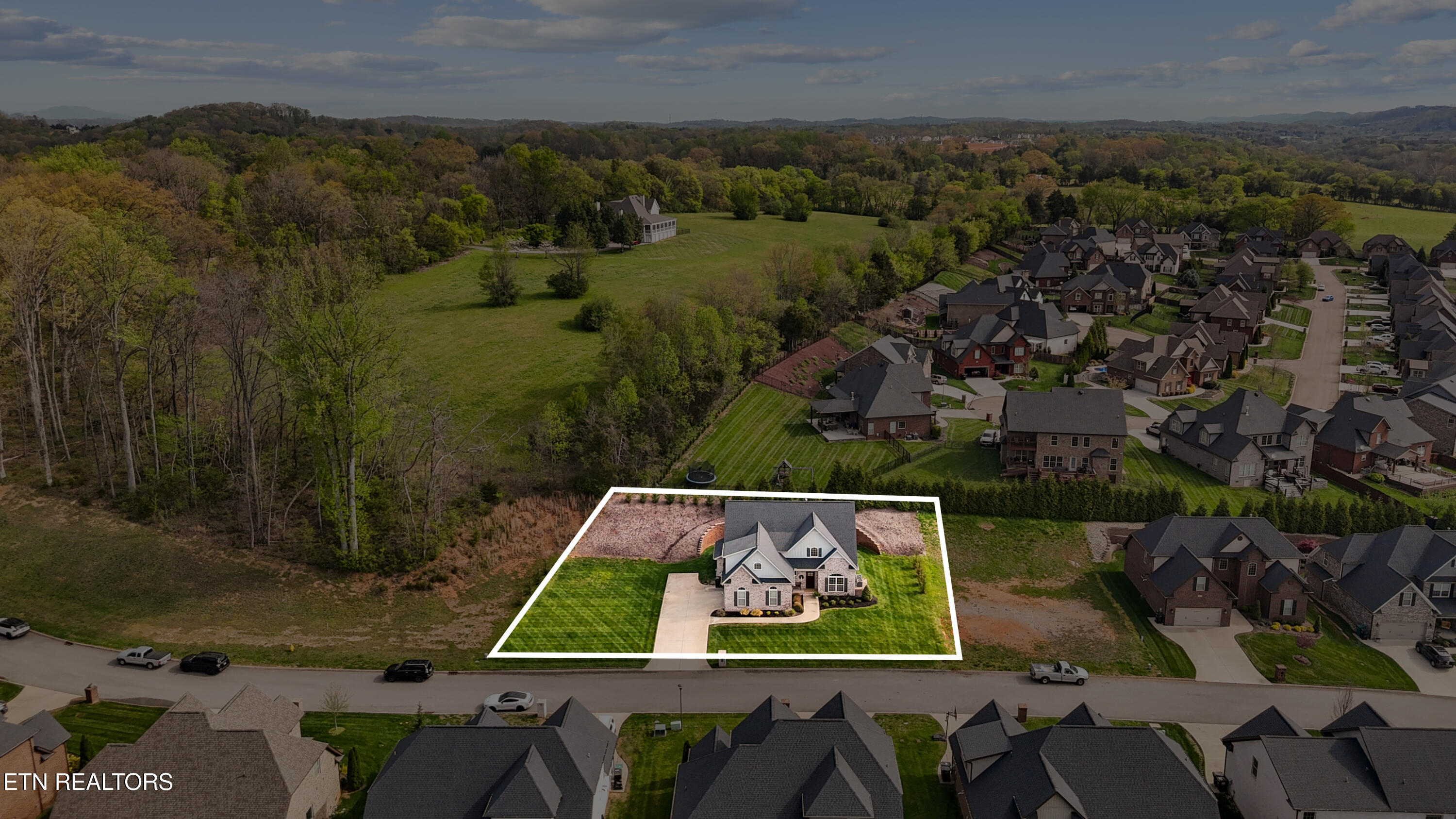 2324 Wolf Crossing Lane Knoxville TN 37932