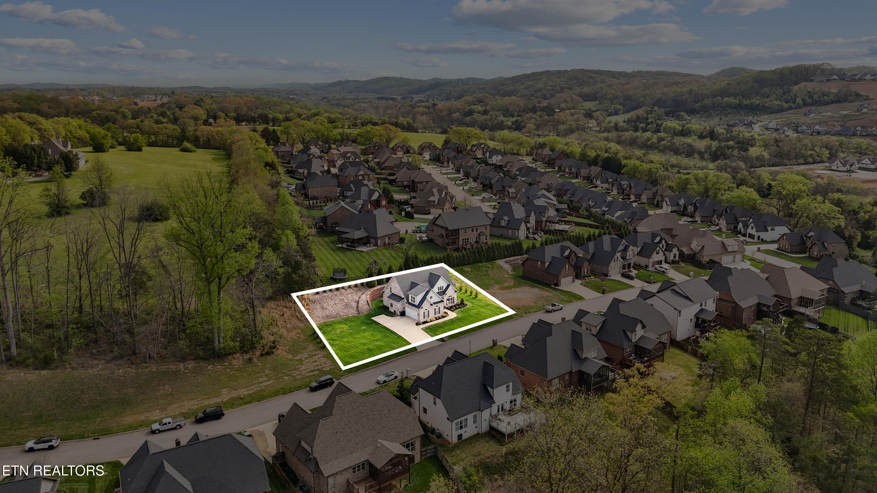 2324 Wolf Crossing Lane Knoxville TN 37932