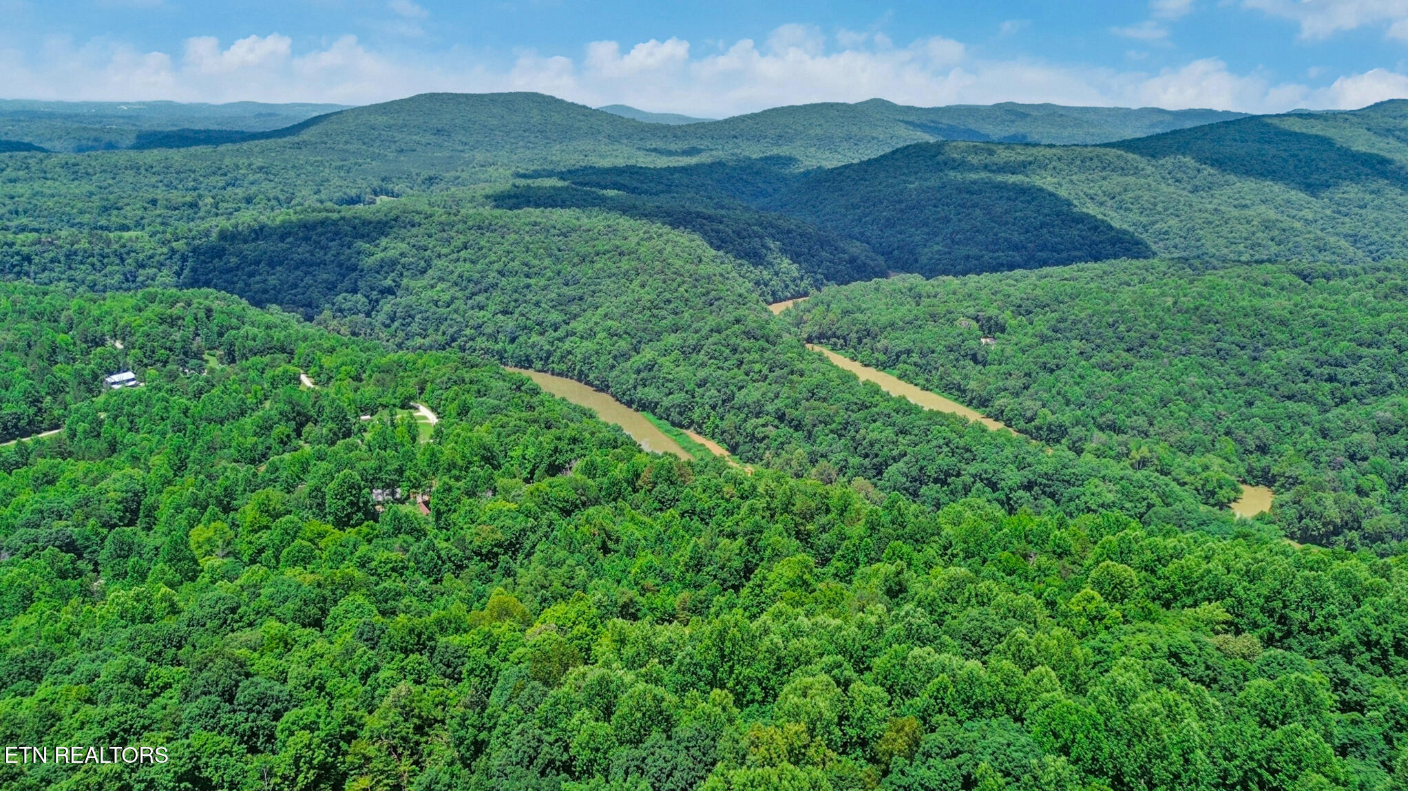 517 Big Sky Road Jamestown TN 38556