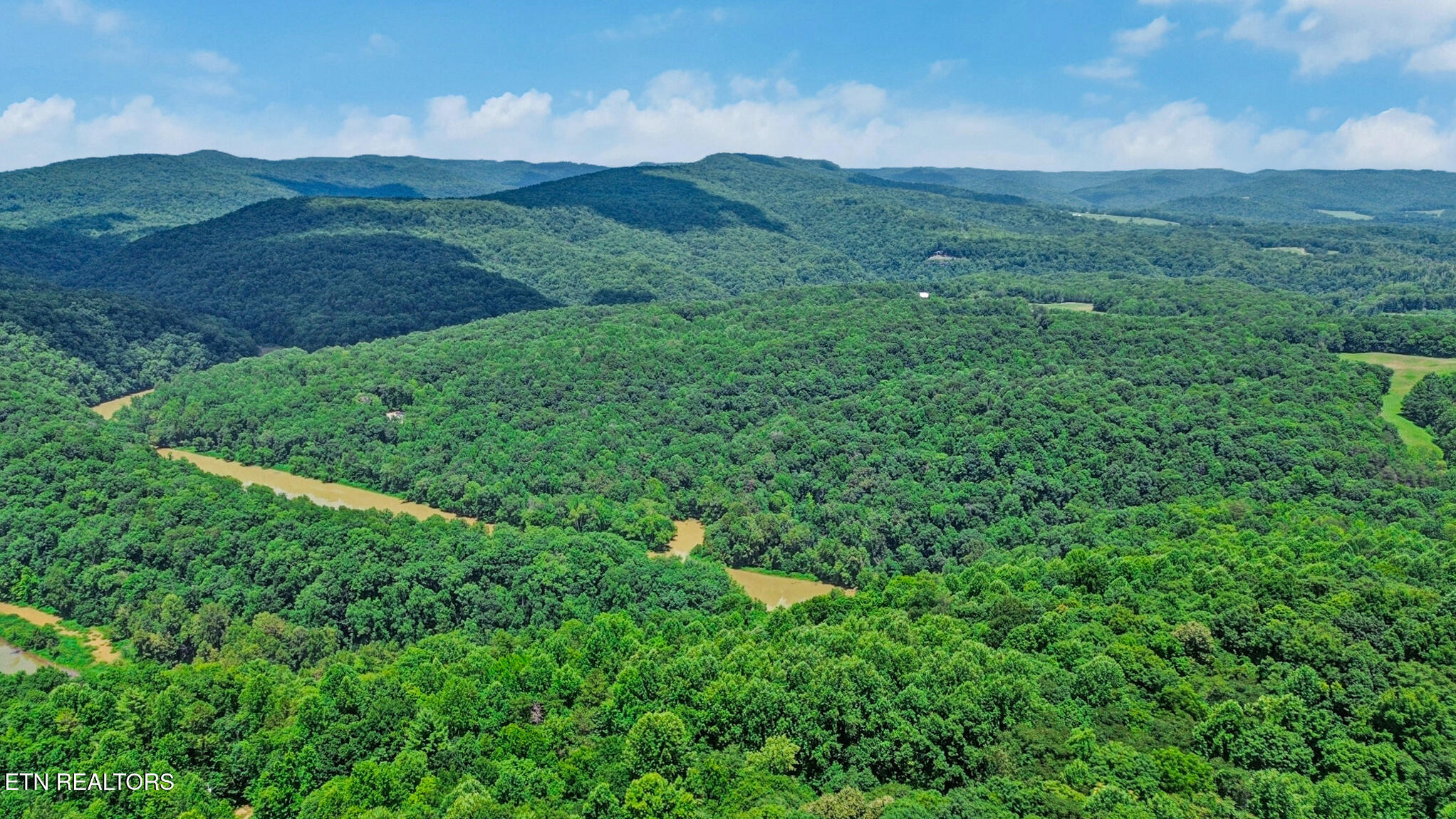 517 Big Sky Road Jamestown TN 38556