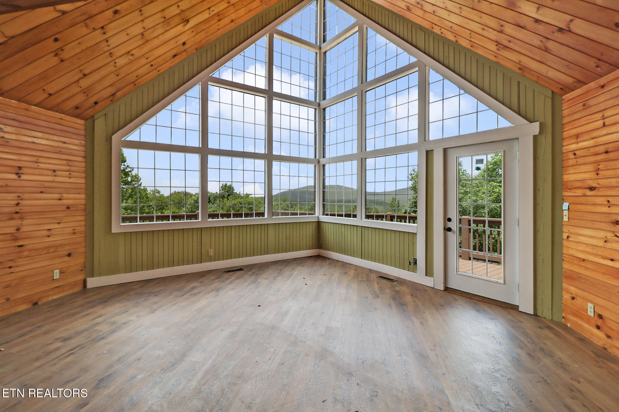 517 Big Sky Road Jamestown TN 38556