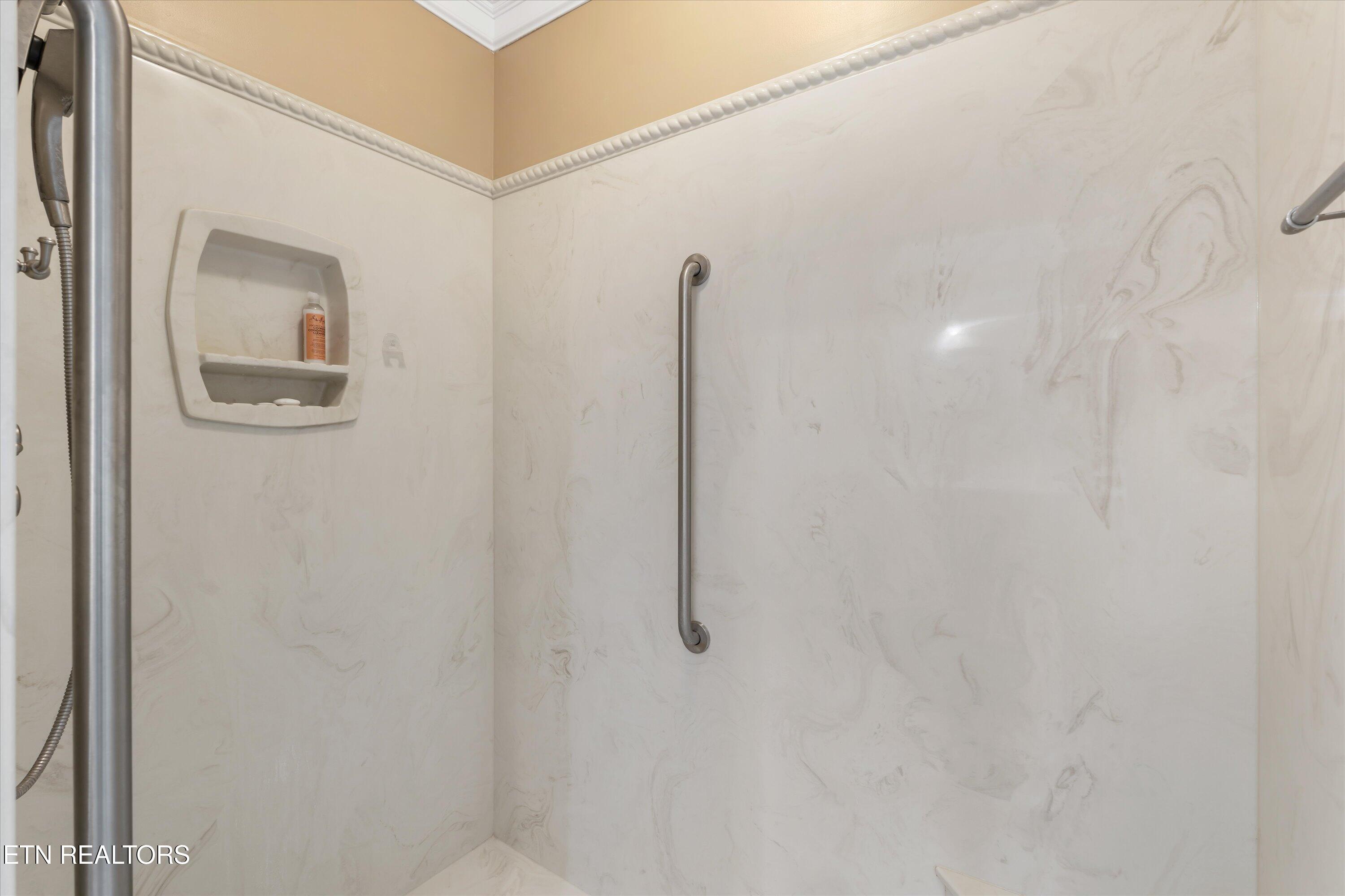 2225 Henge Point Lane Knoxville TN 37922