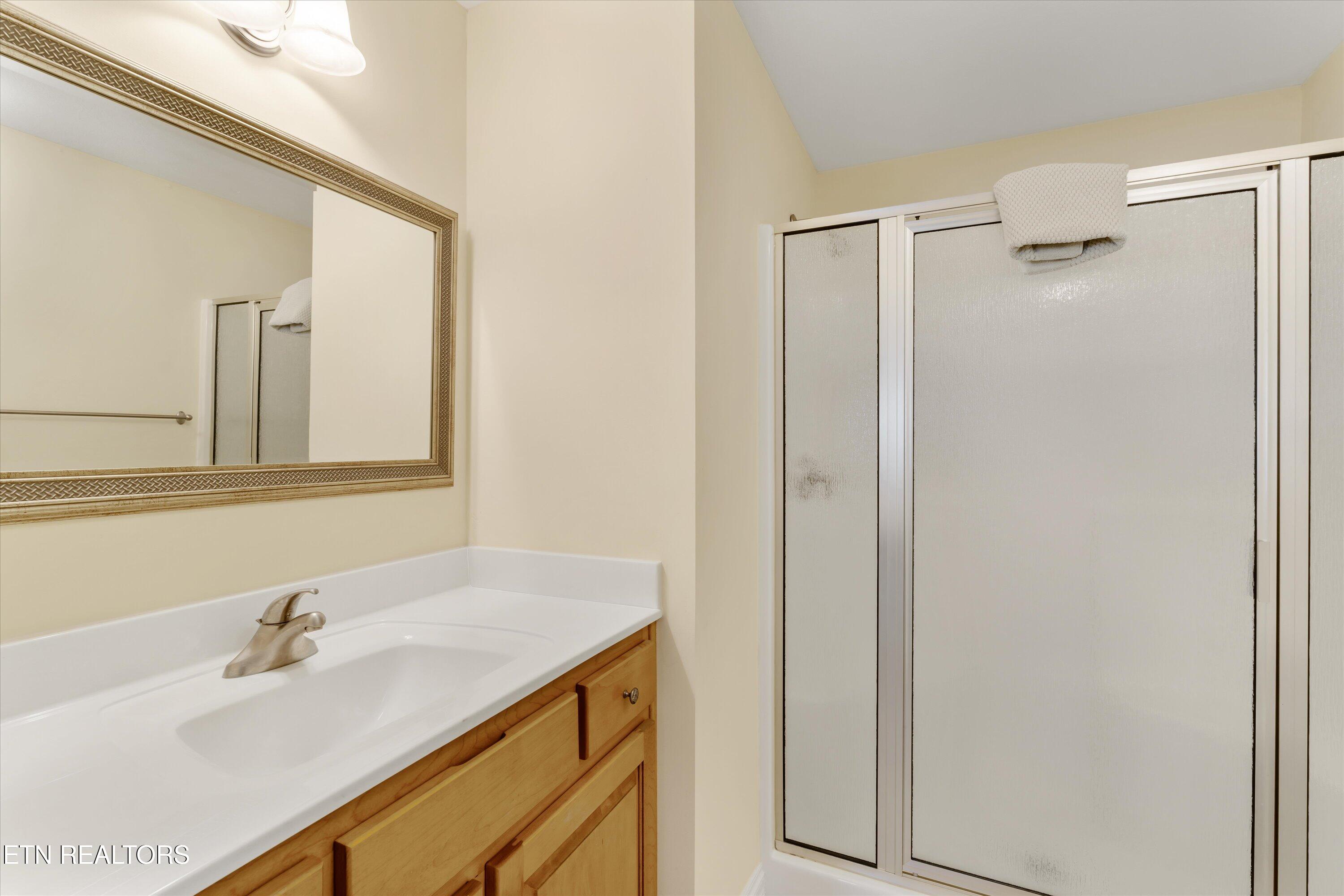 2225 Henge Point Lane Knoxville TN 37922