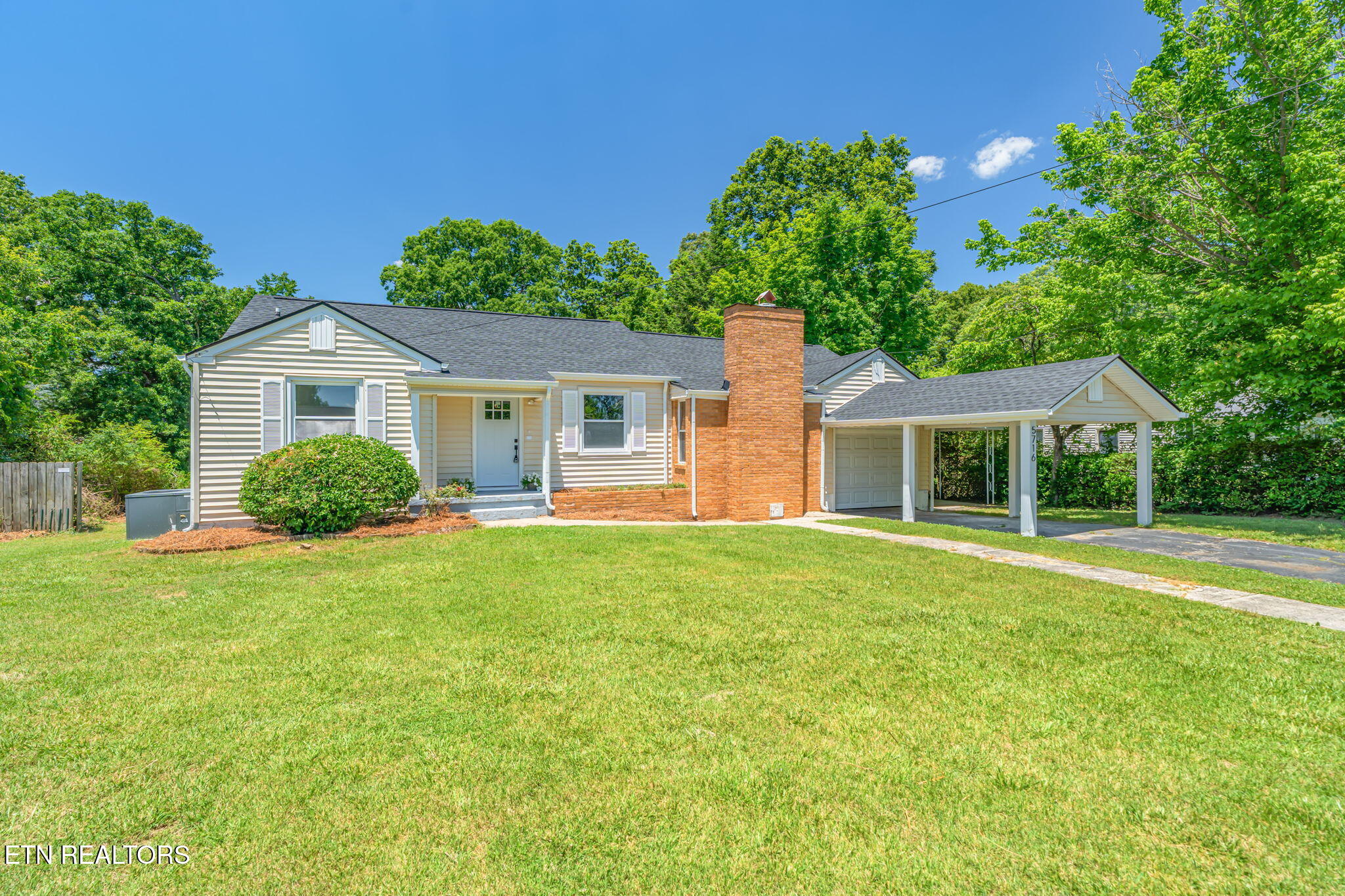 5716 Sanford Road Knoxville TN 37912