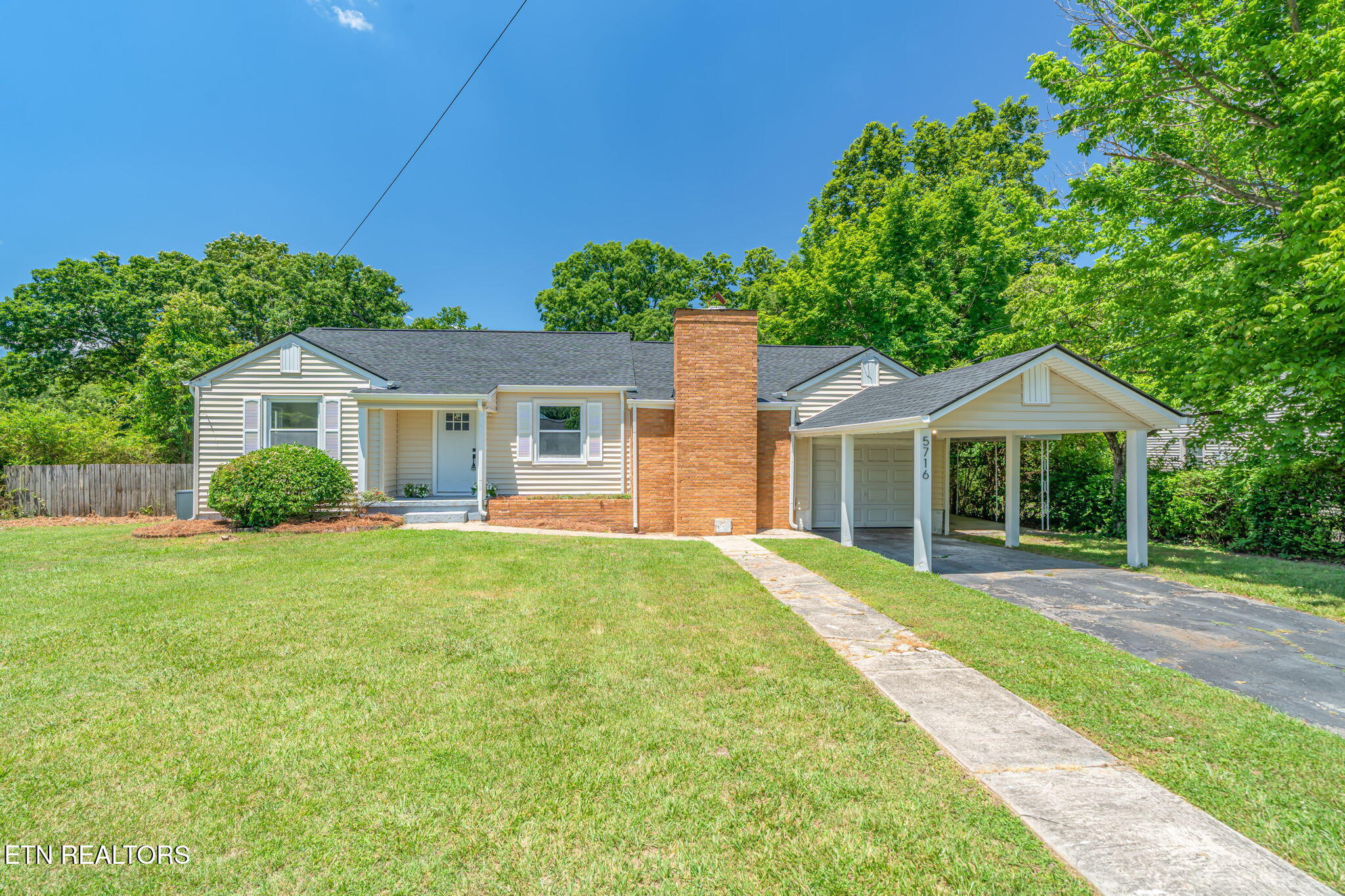 5716 Sanford Road Knoxville TN 37912