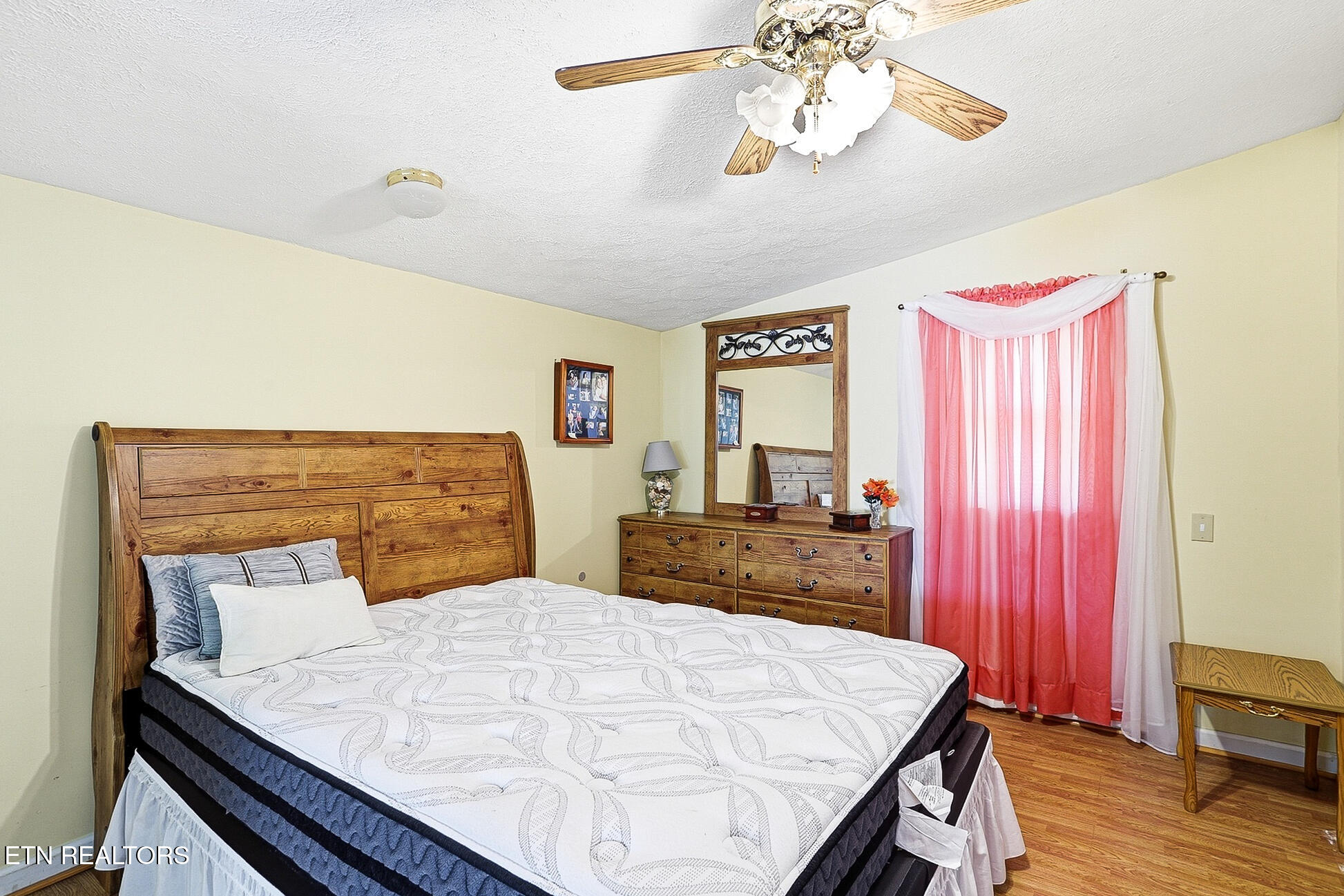 328 Mount Paran Road Jacksboro TN 37757