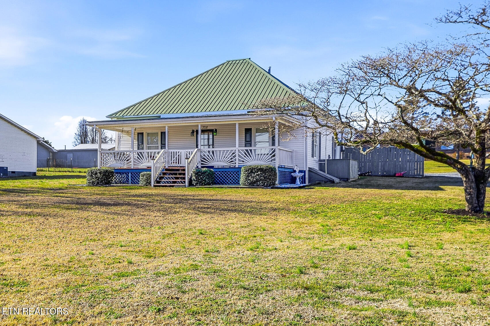 328 Mount Paran Road Jacksboro TN 37757