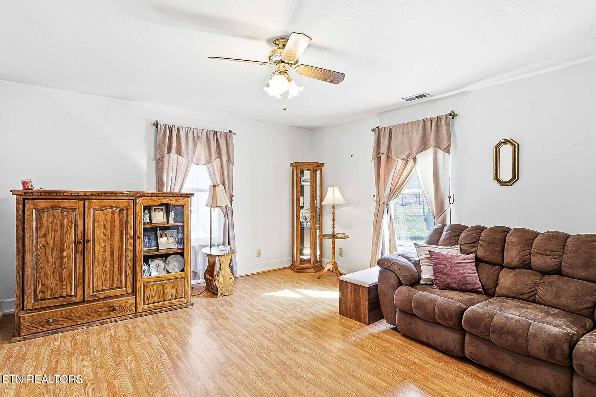 328 Mount Paran Road Jacksboro TN 37757