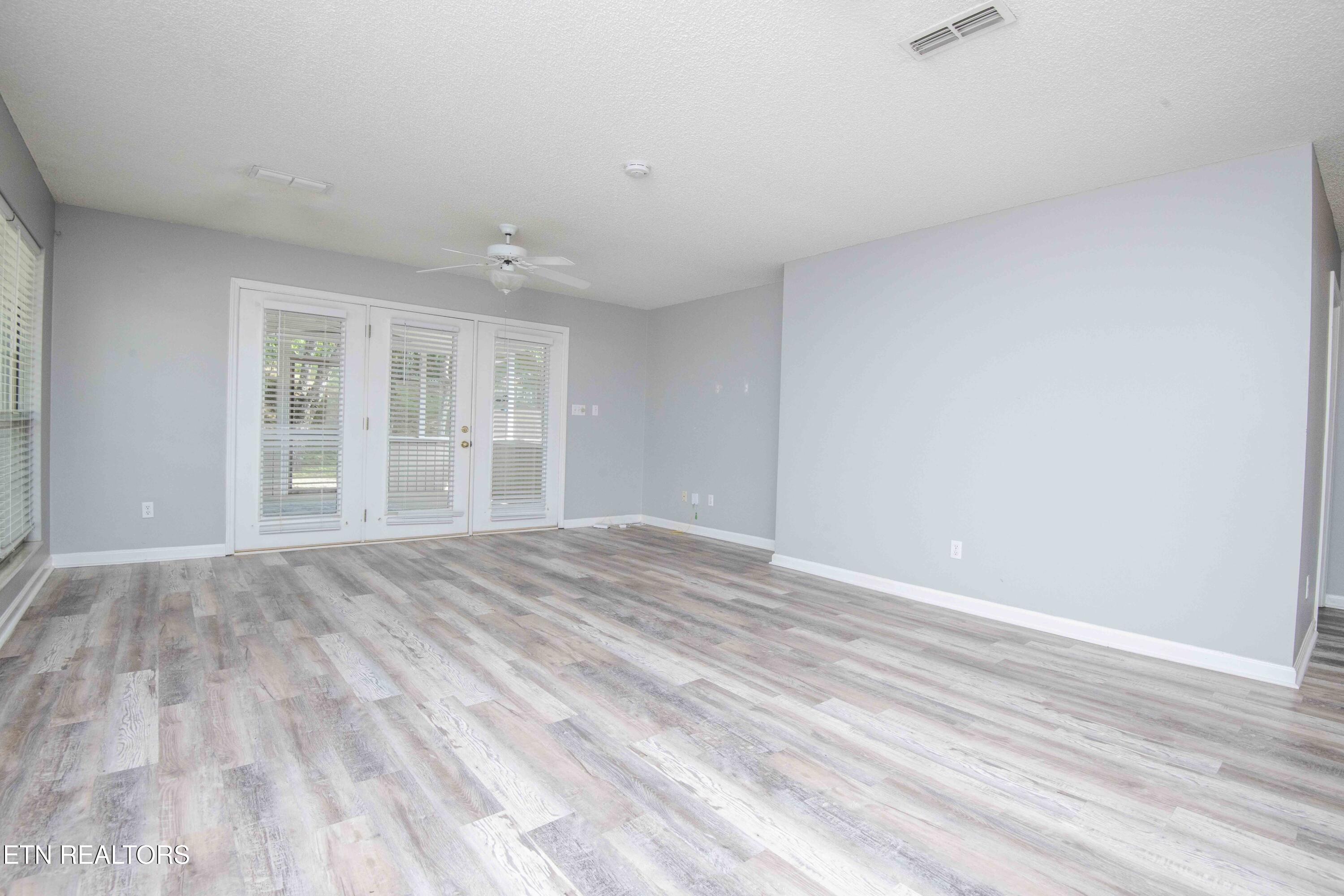 1966 Locarno Drive Knoxville TN 37914
