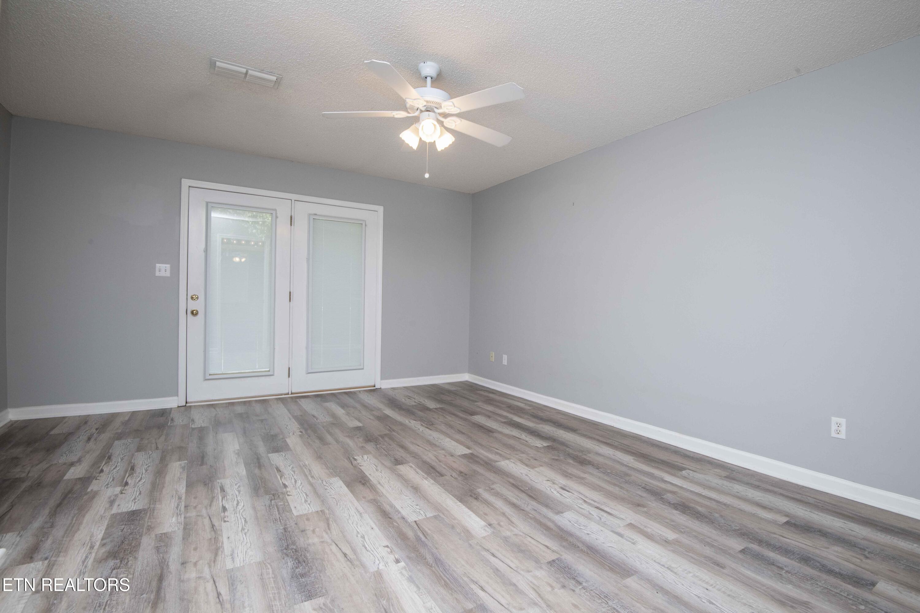 1966 Locarno Drive Knoxville TN 37914