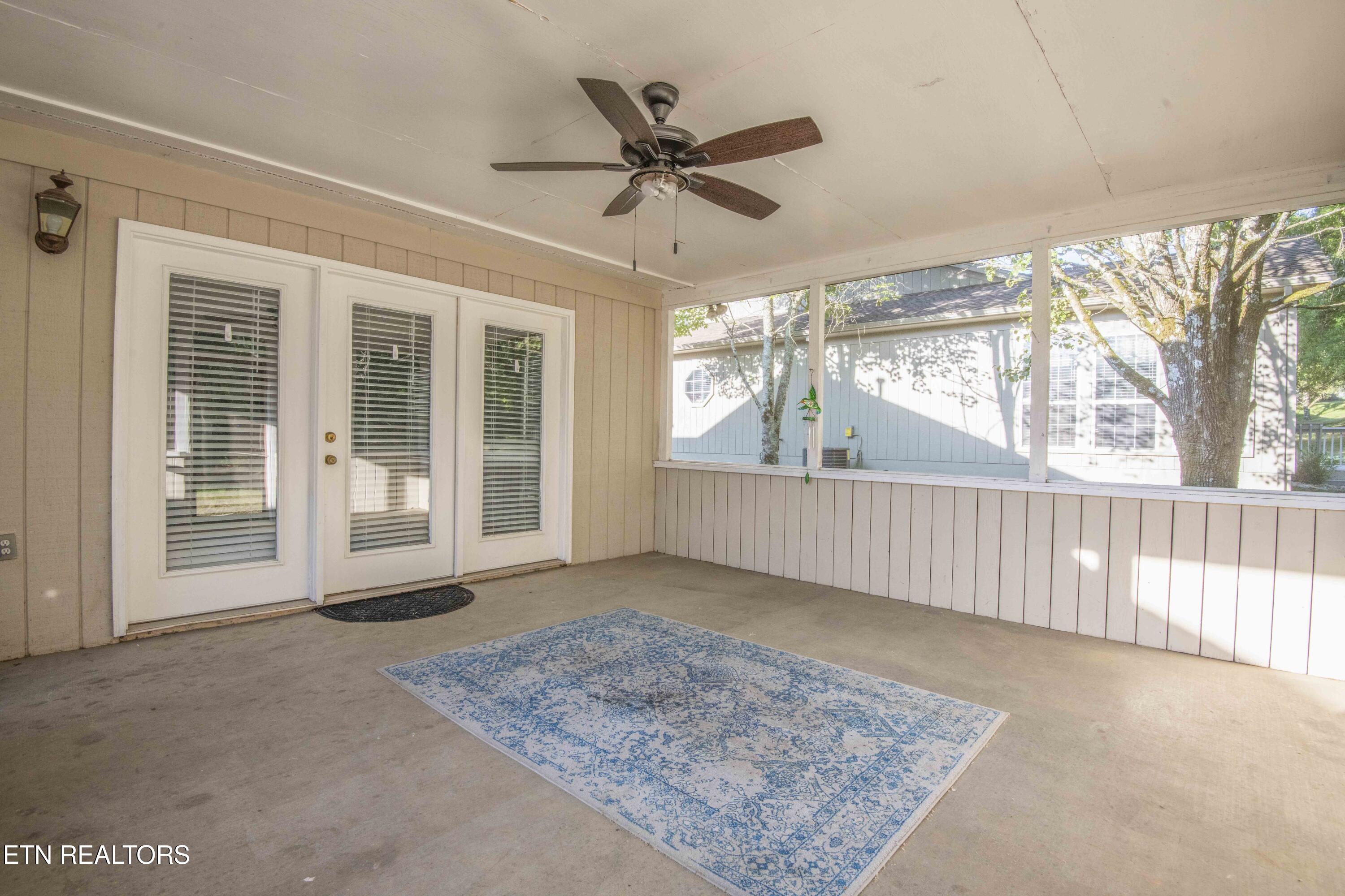 1966 Locarno Drive Knoxville TN 37914