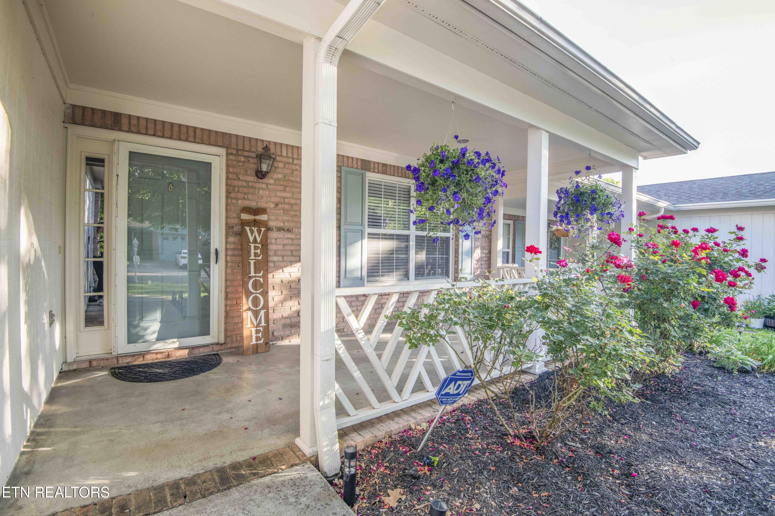1966 Locarno Drive Knoxville TN 37914