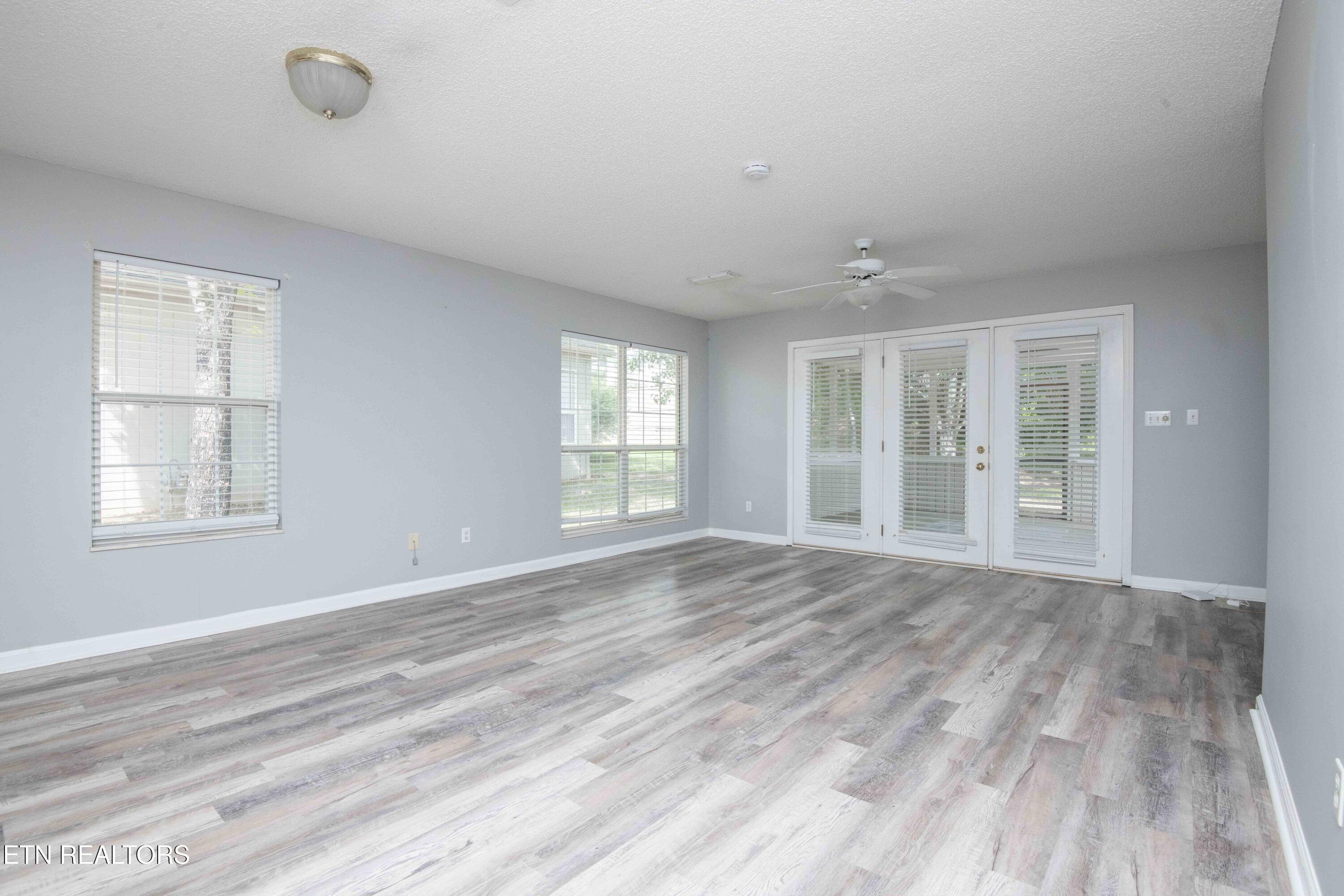 1966 Locarno Drive Knoxville TN 37914