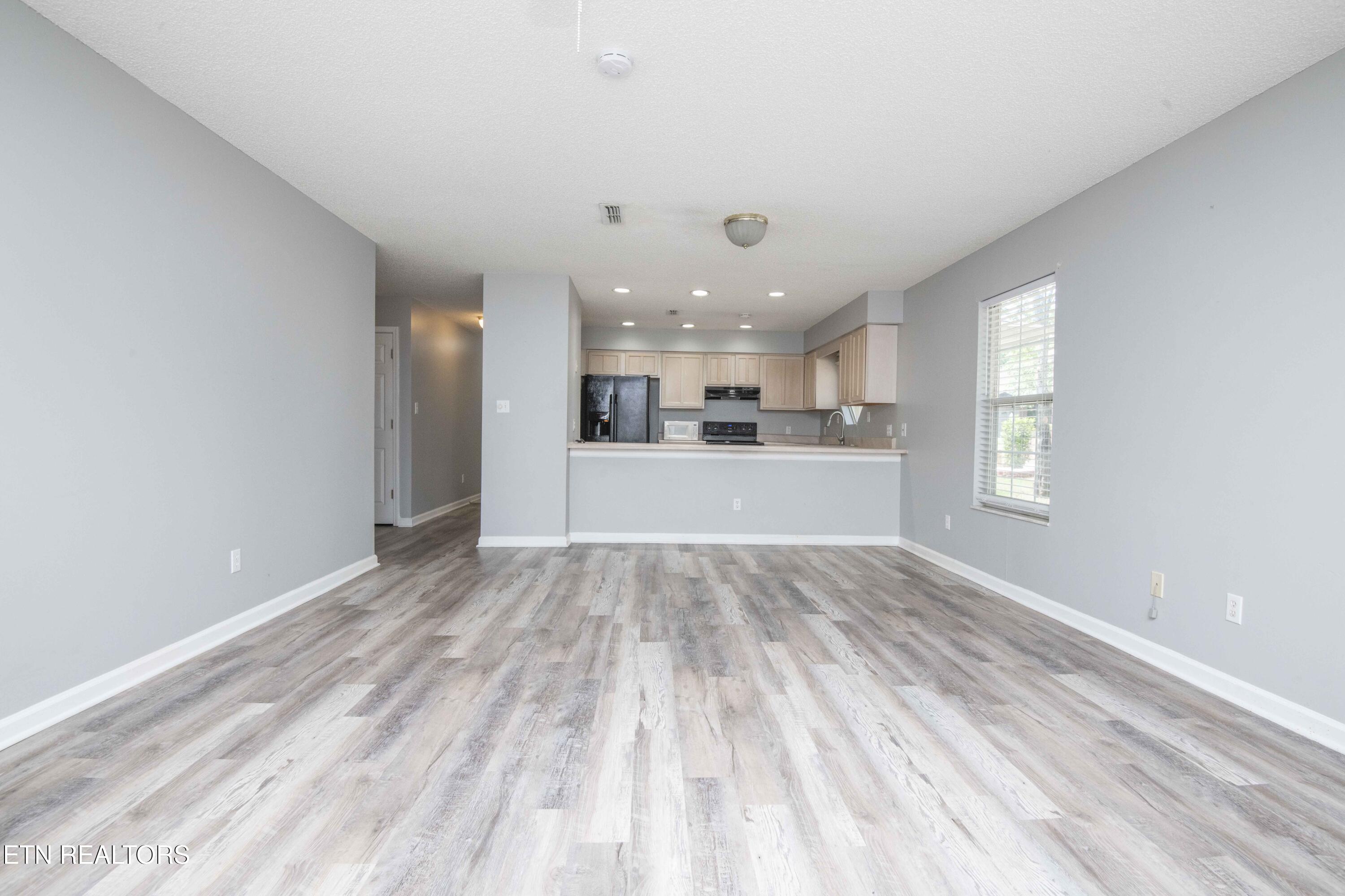 1966 Locarno Drive Knoxville TN 37914