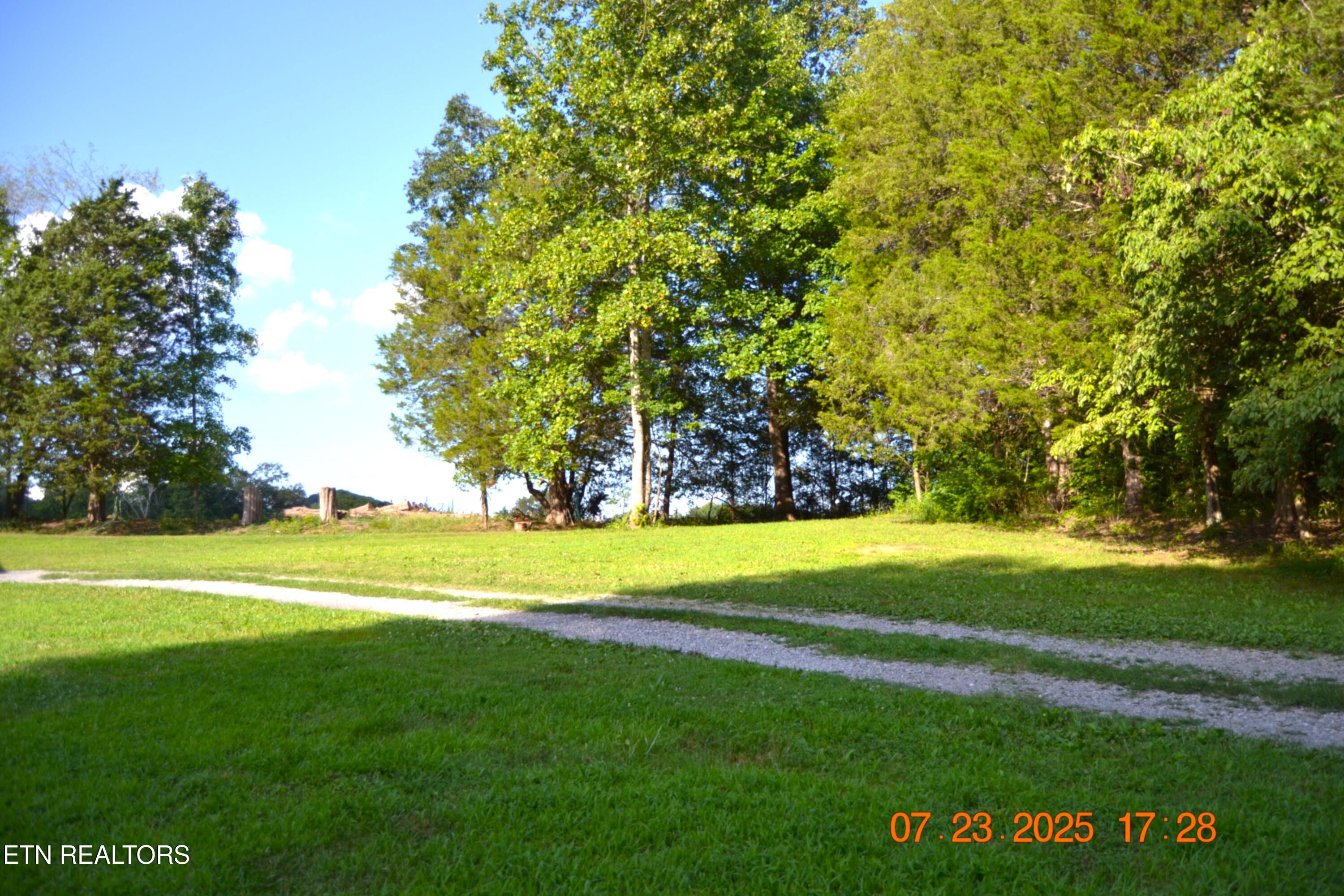1617 Bull Run Road Luttrell TN 37779