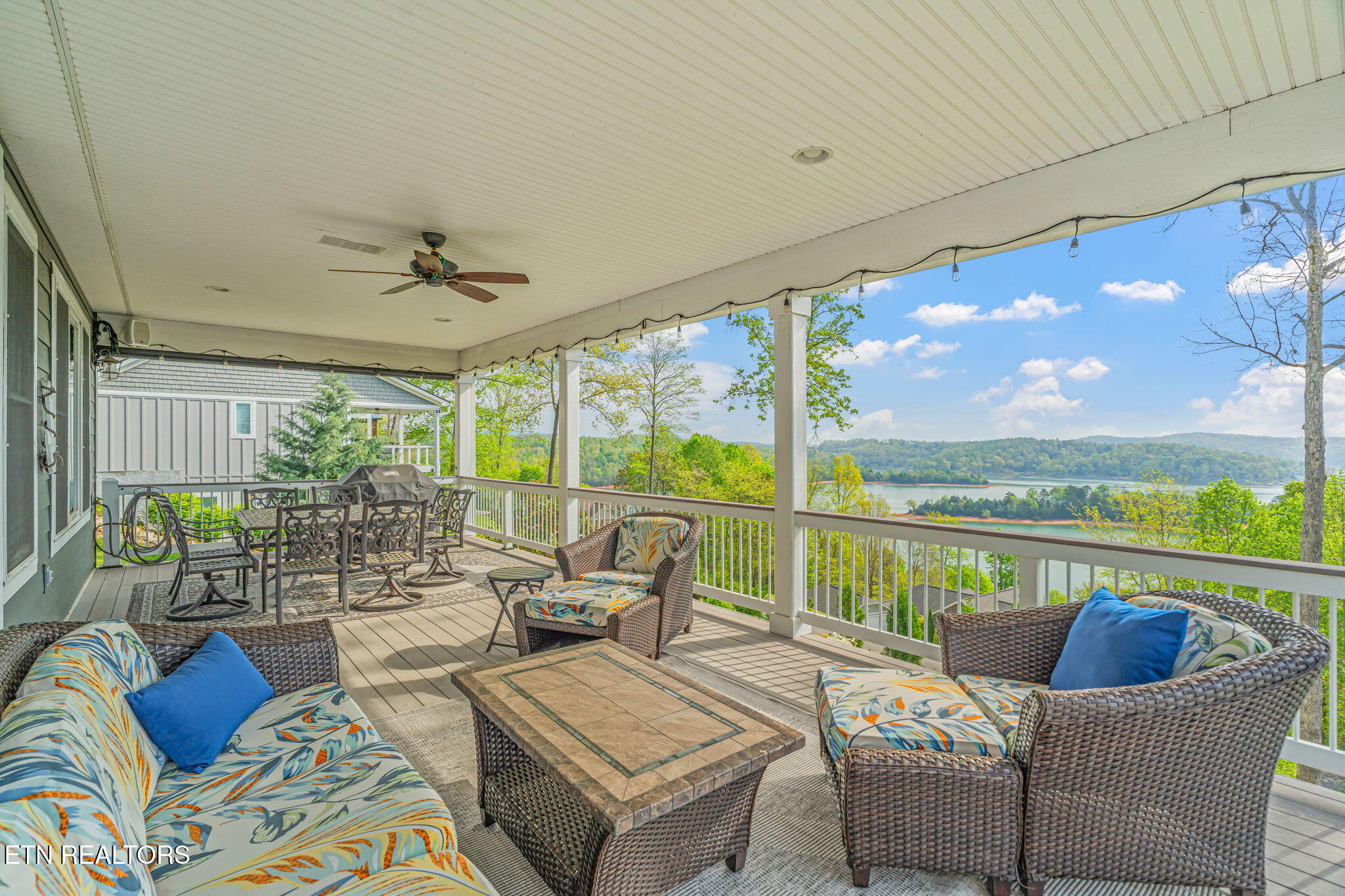148 Smokeys Point Lafollette TN 37766