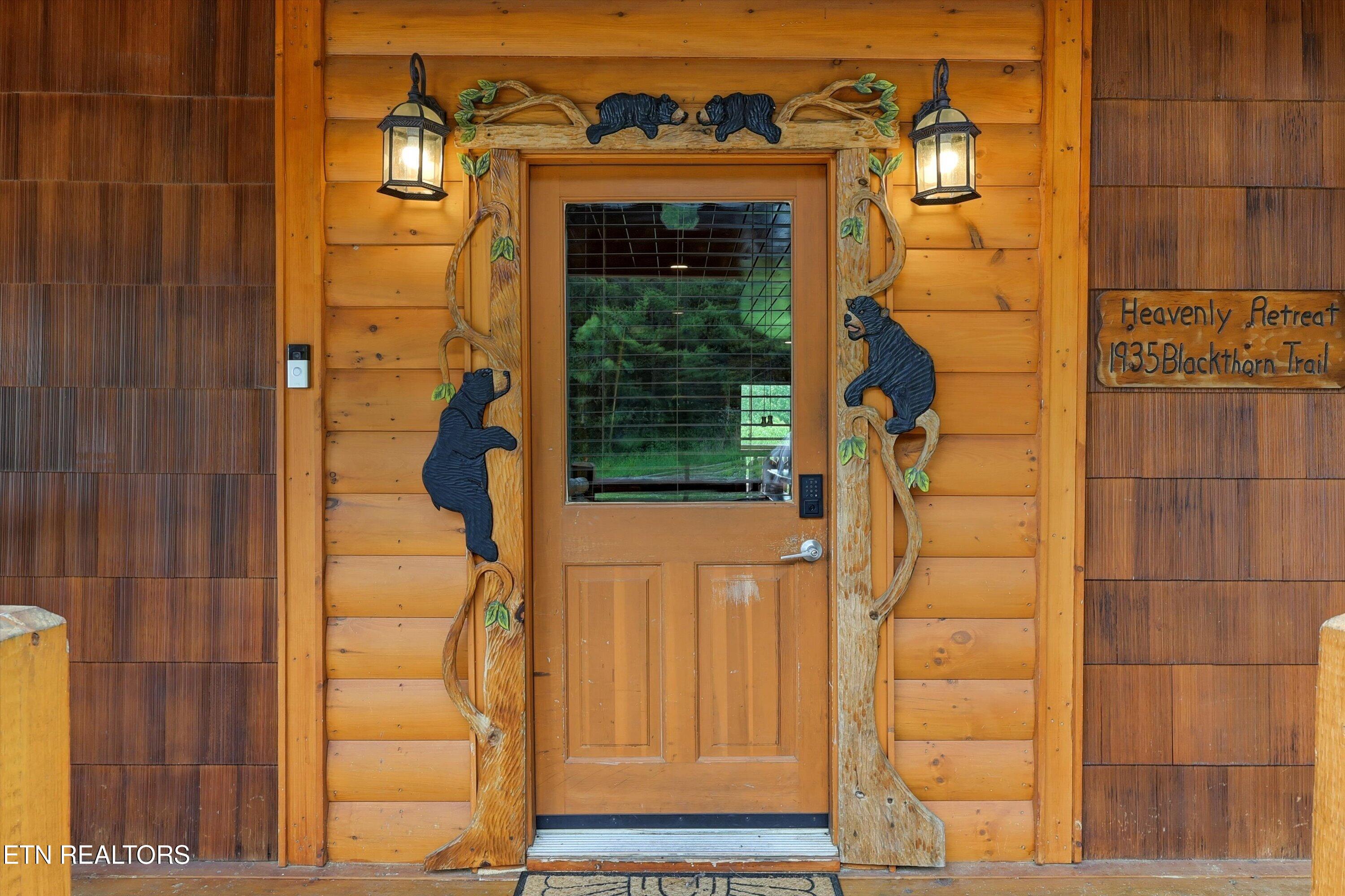 1935 Blackthorn Trail Sevierville TN 37876