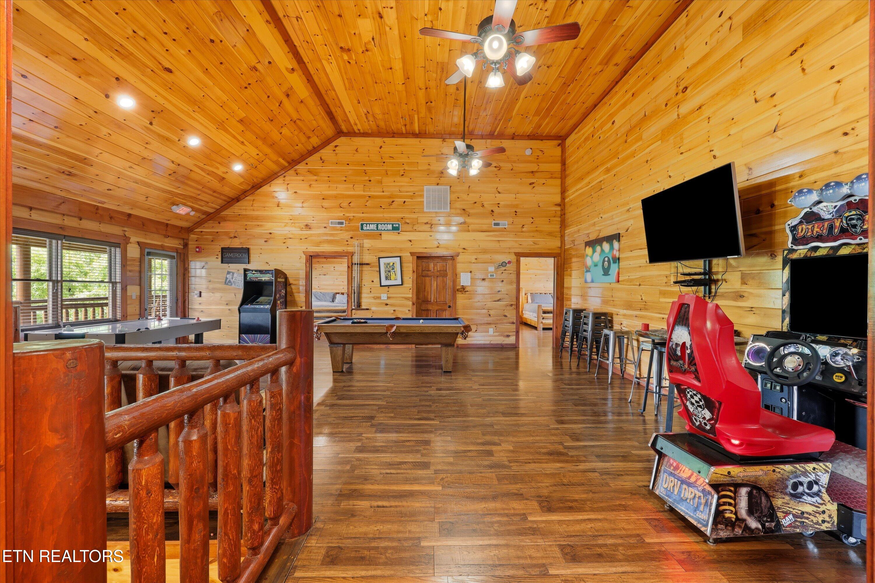 1935 Blackthorn Trail Sevierville TN 37876