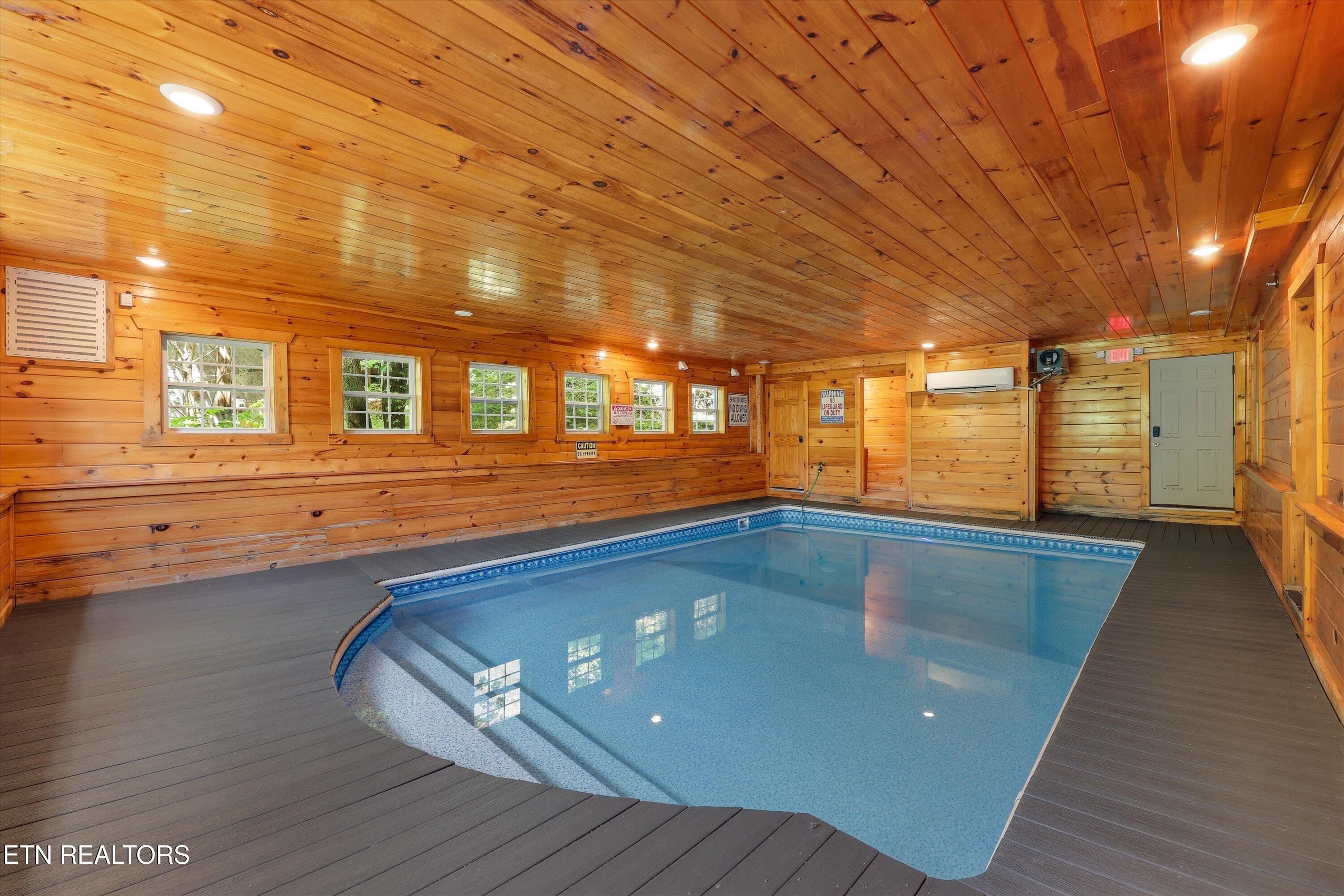 1935 Blackthorn Trail Sevierville TN 37876