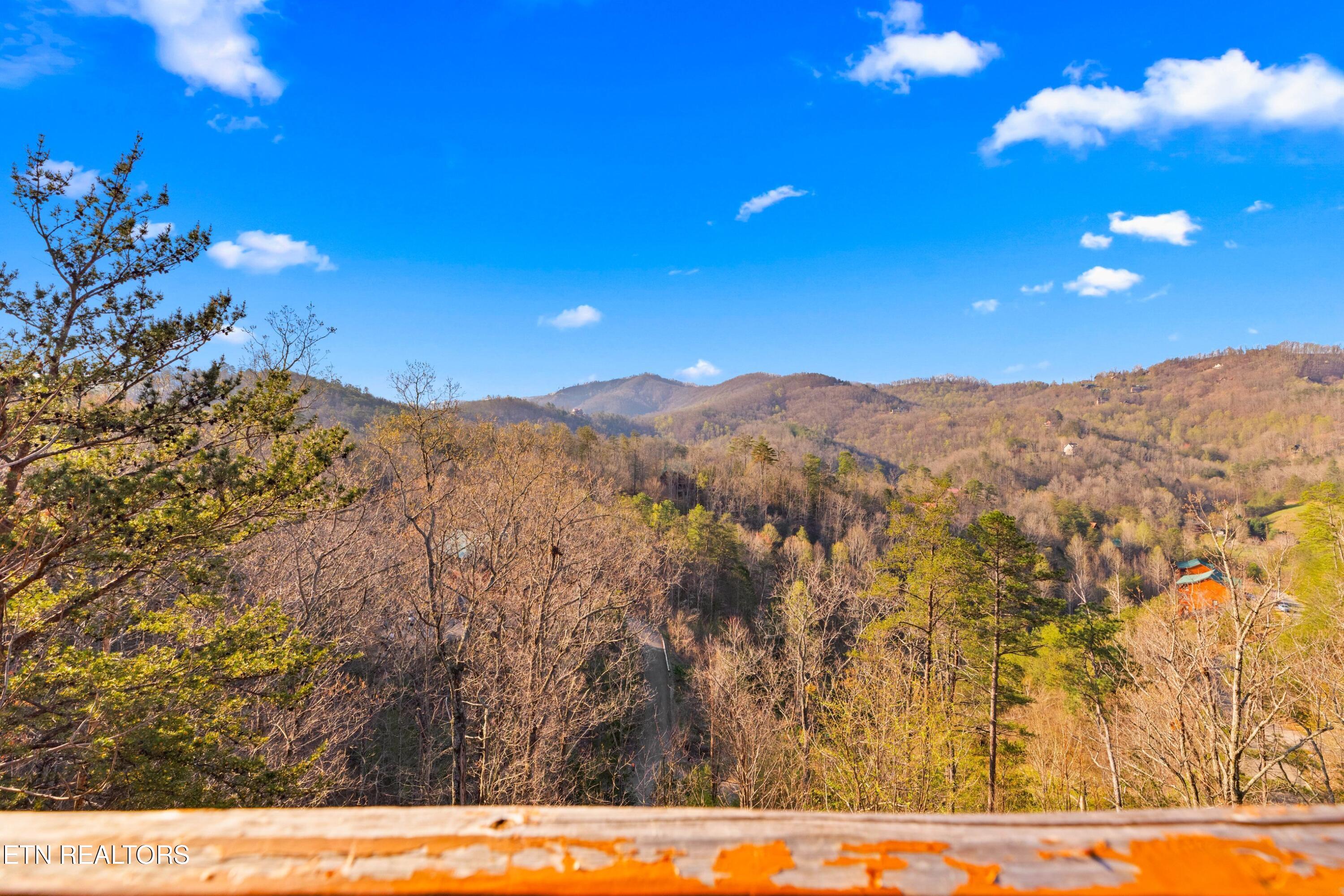 1643 Barn Door Lane Sevierville TN 37862