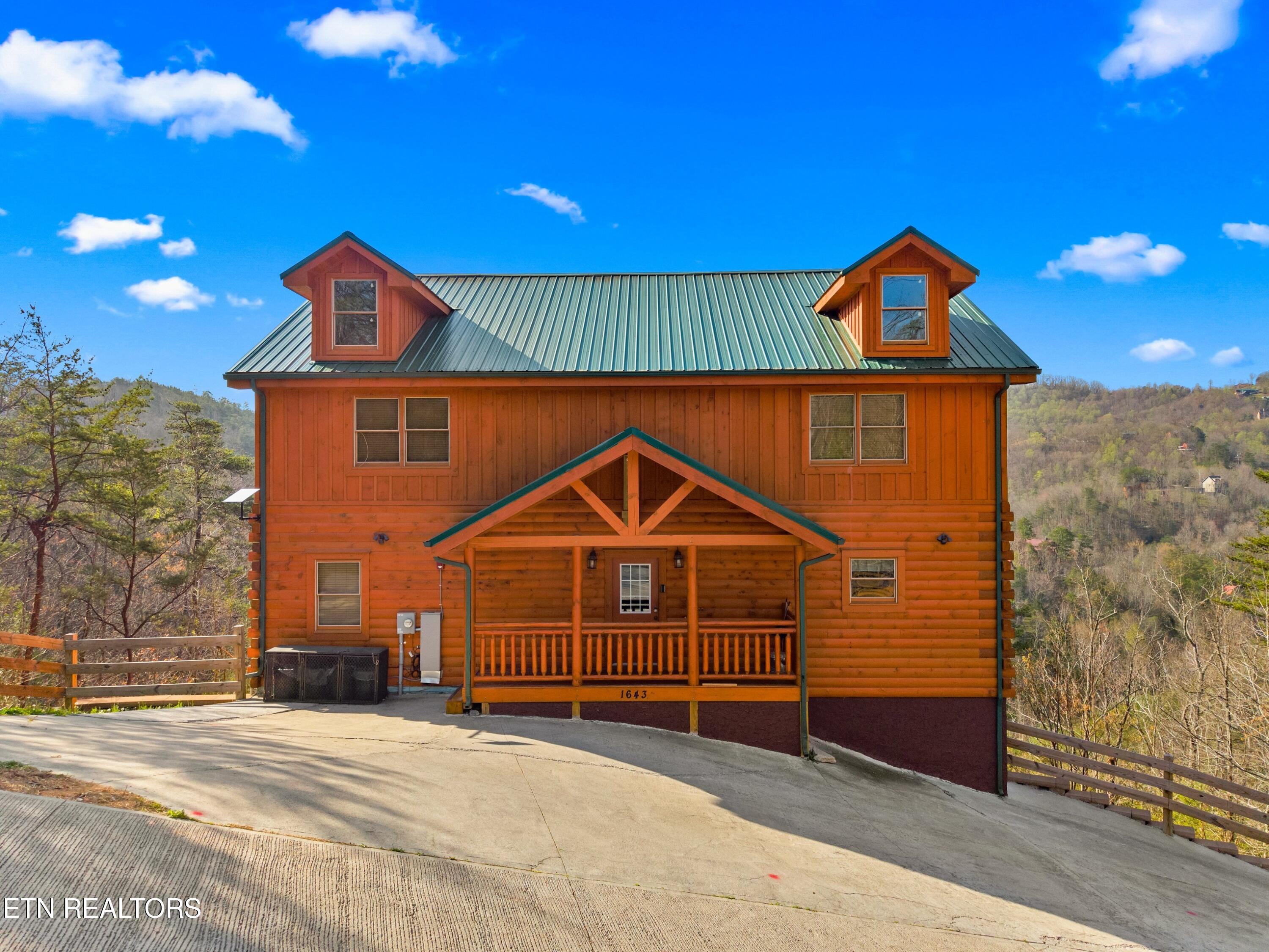 1643 Barn Door Lane Sevierville TN 37862