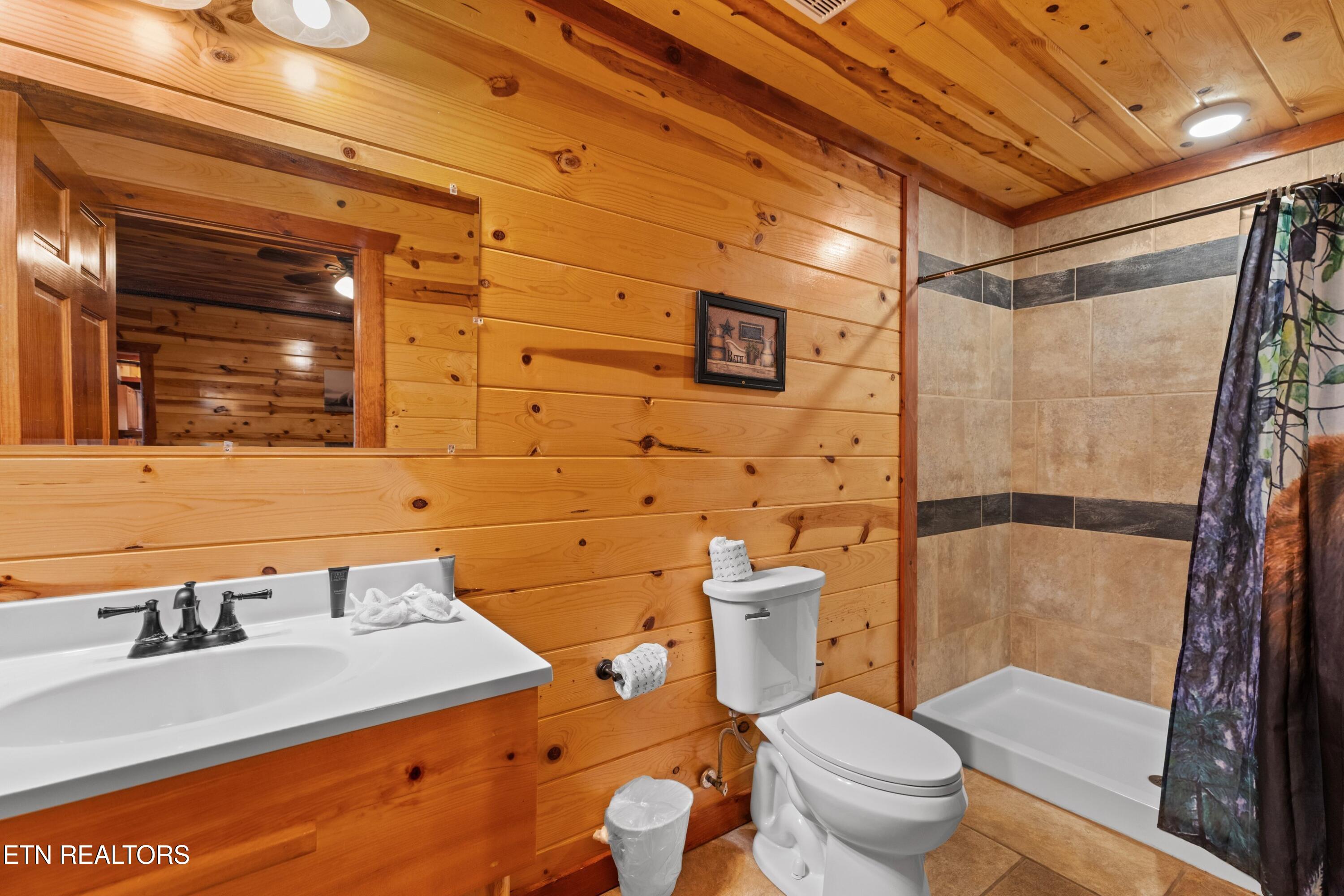 1643 Barn Door Lane Sevierville TN 37862