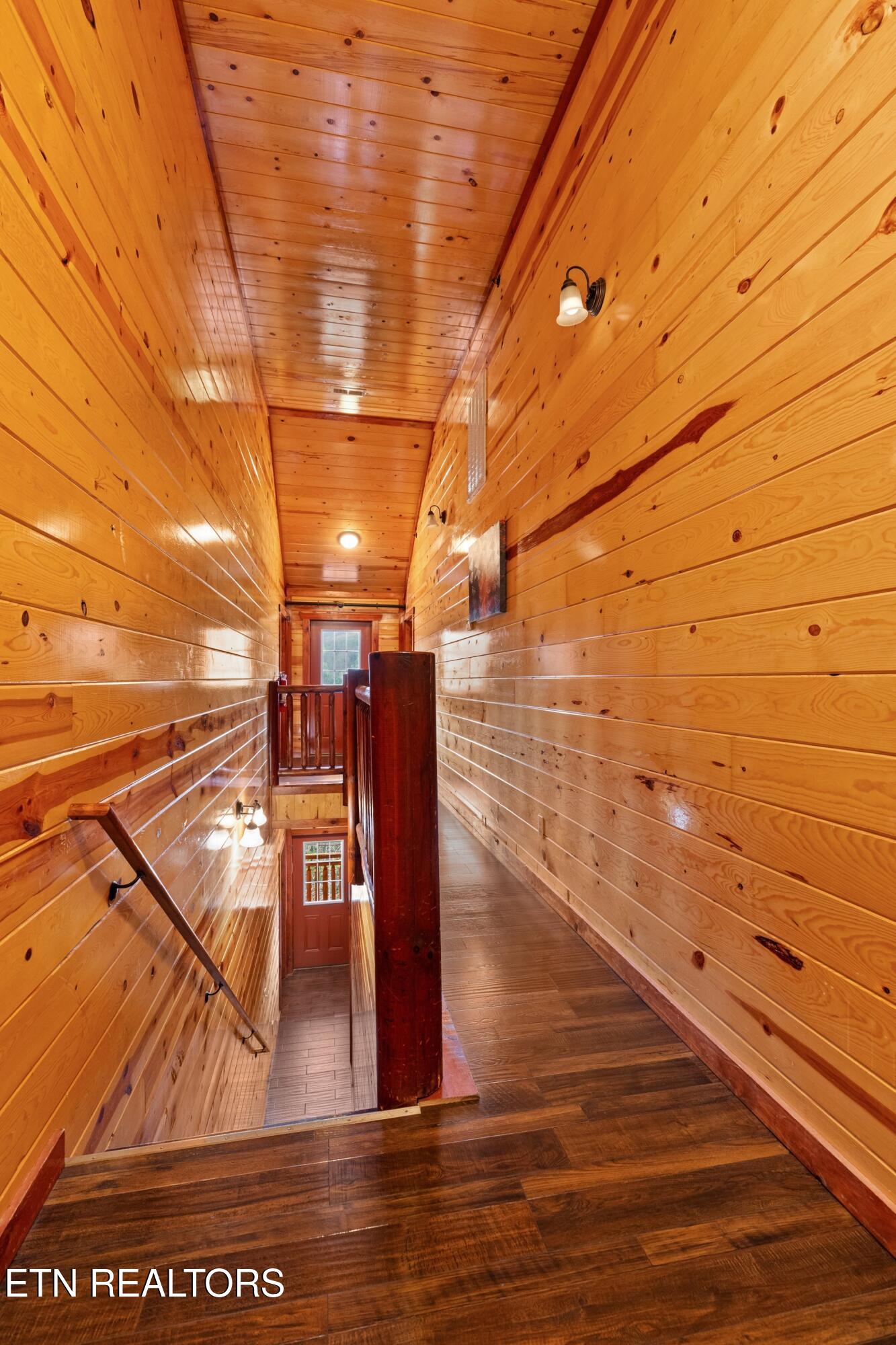 1643 Barn Door Lane Sevierville TN 37862