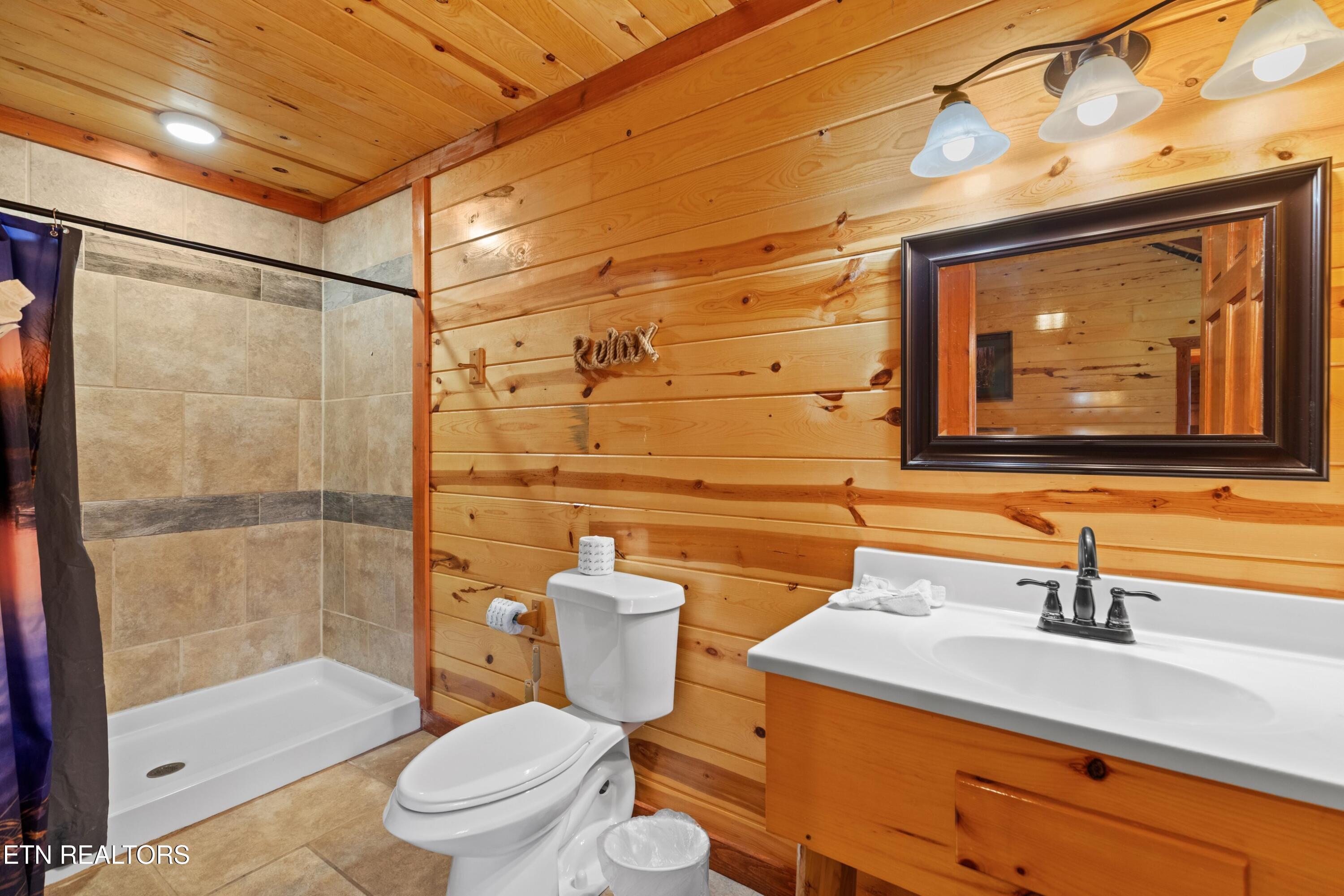1643 Barn Door Lane Sevierville TN 37862