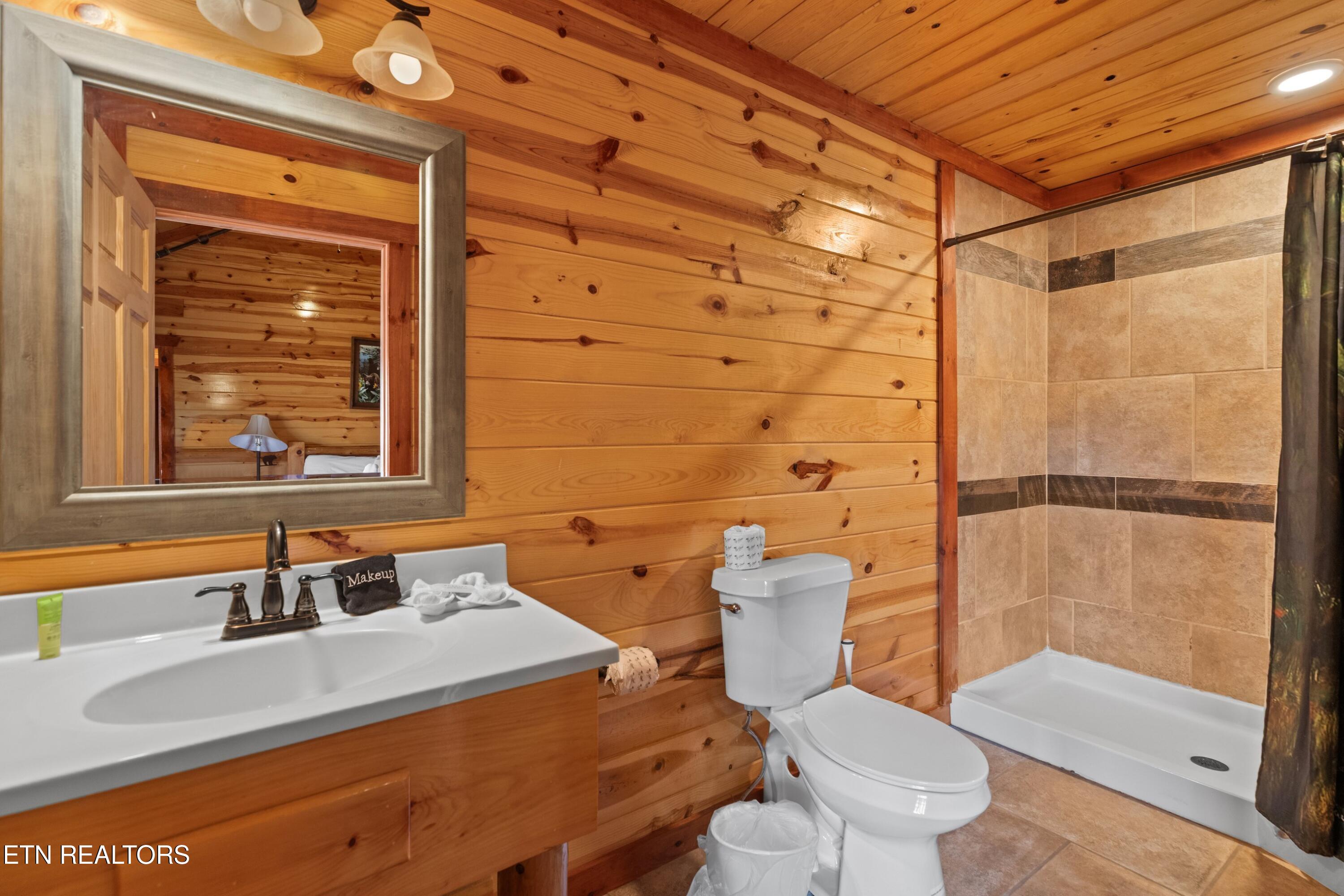 1643 Barn Door Lane Sevierville TN 37862