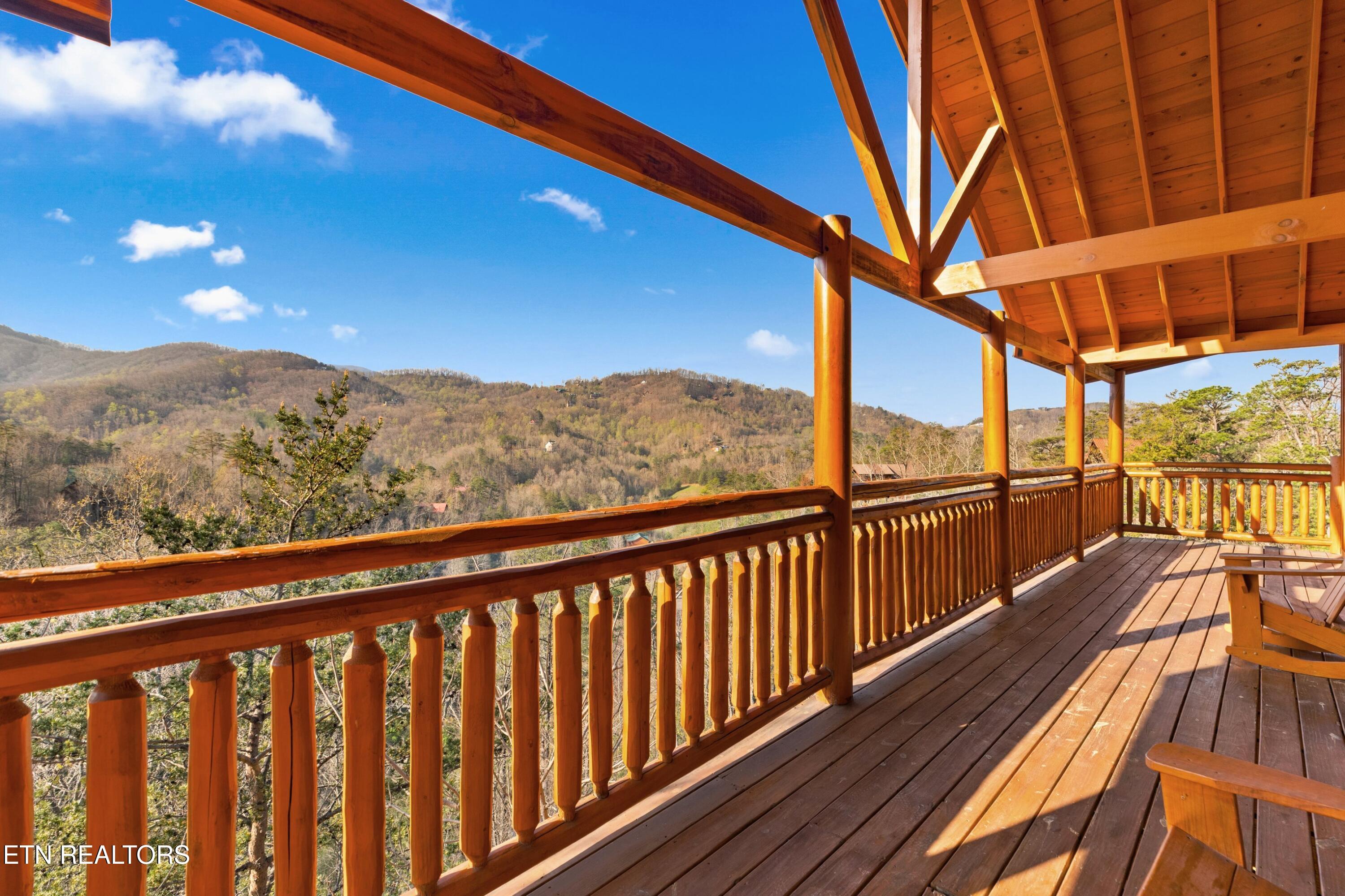 1643 Barn Door Lane Sevierville TN 37862