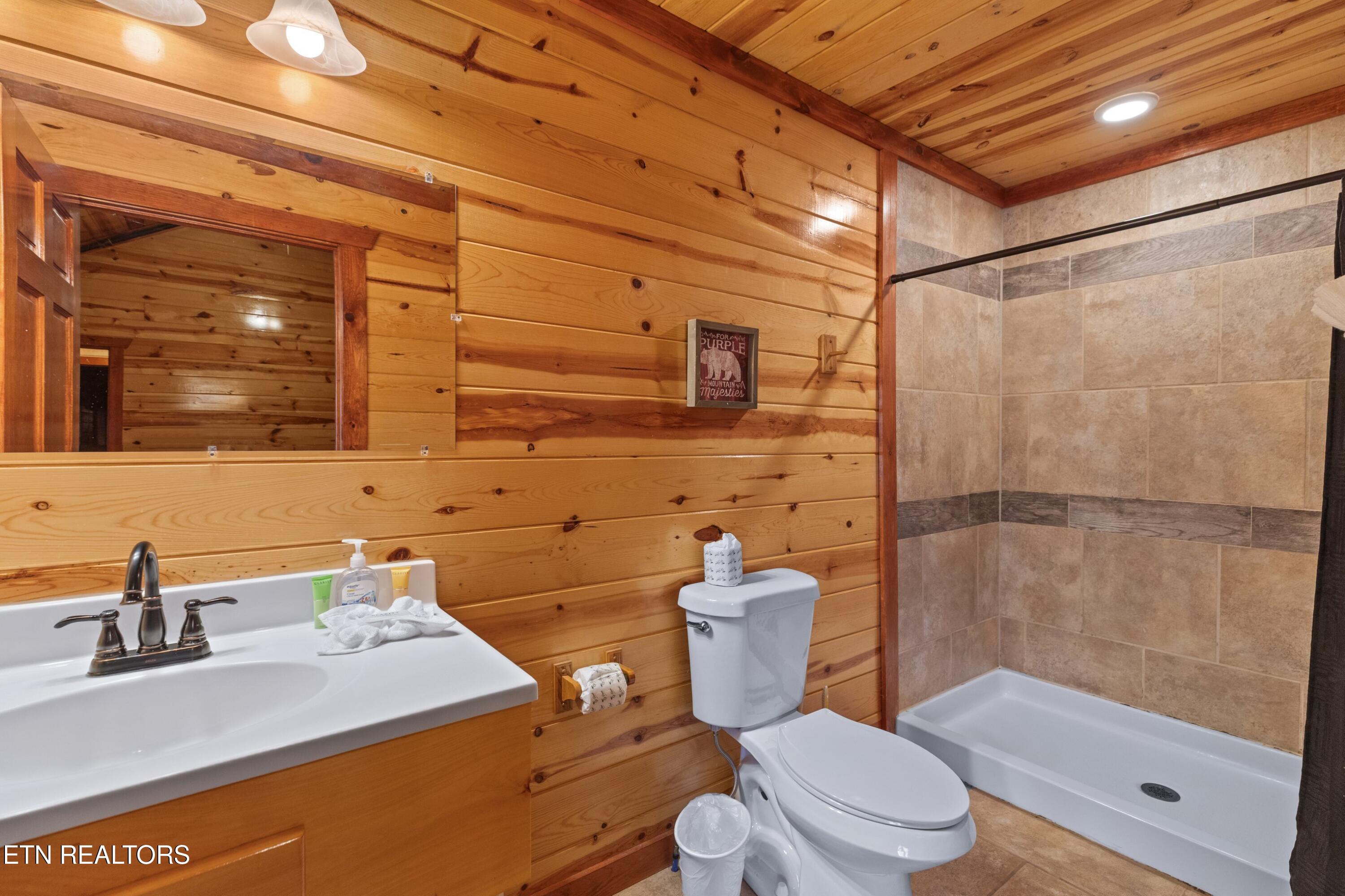 1643 Barn Door Lane Sevierville TN 37862
