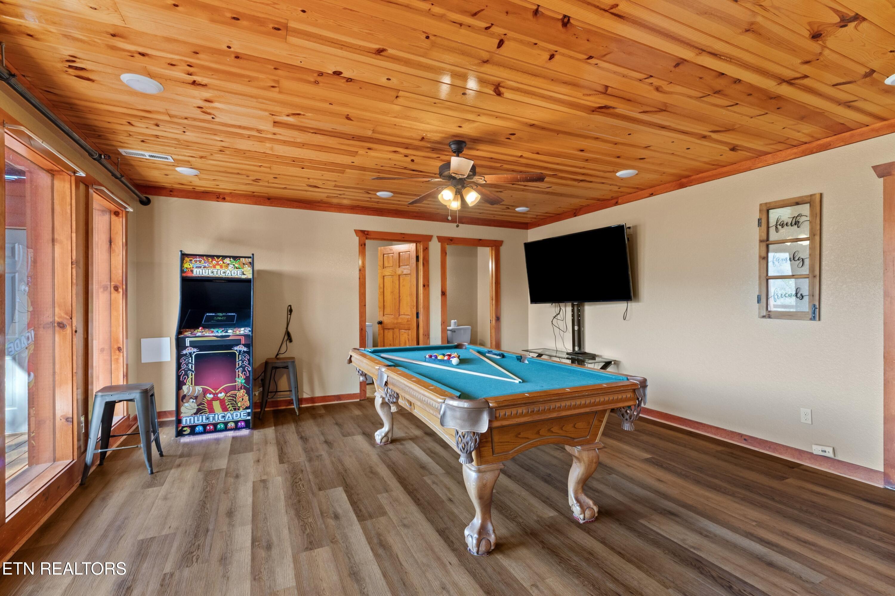 1643 Barn Door Lane Sevierville TN 37862