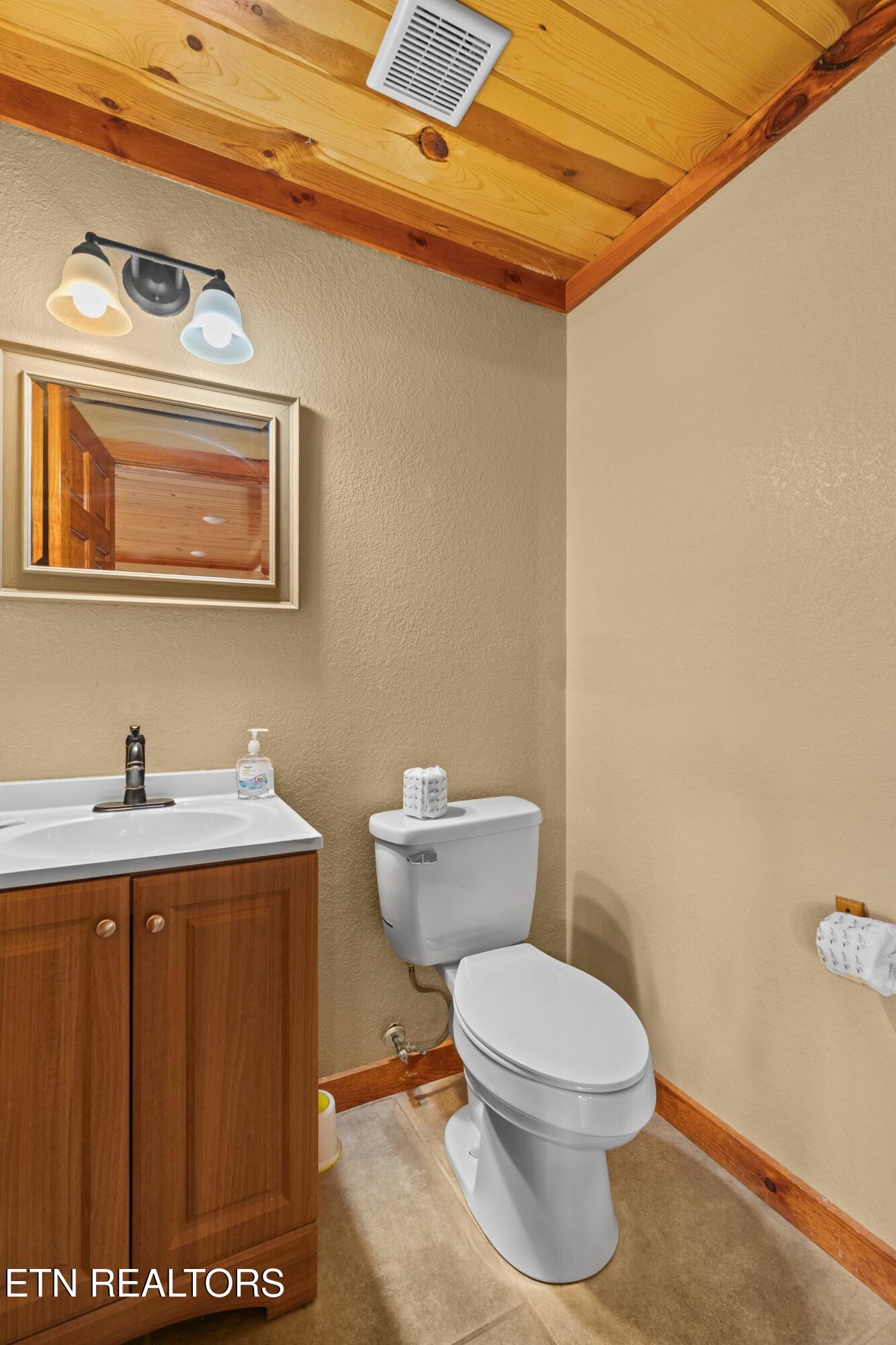 1643 Barn Door Lane Sevierville TN 37862