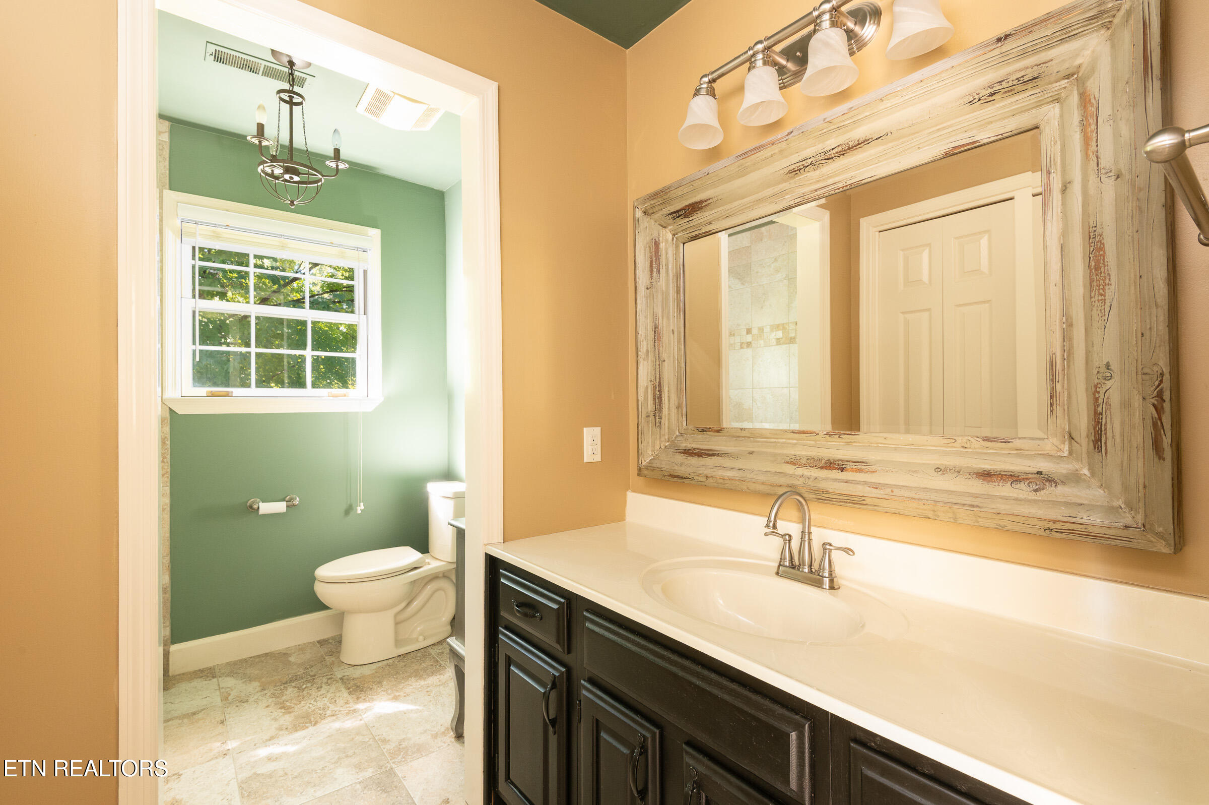 902 Columbine Lea Sevierville TN 37862