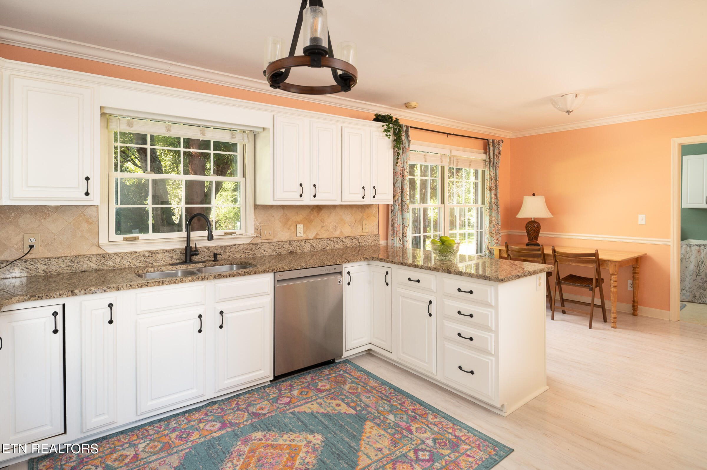 902 Columbine Lea Sevierville TN 37862