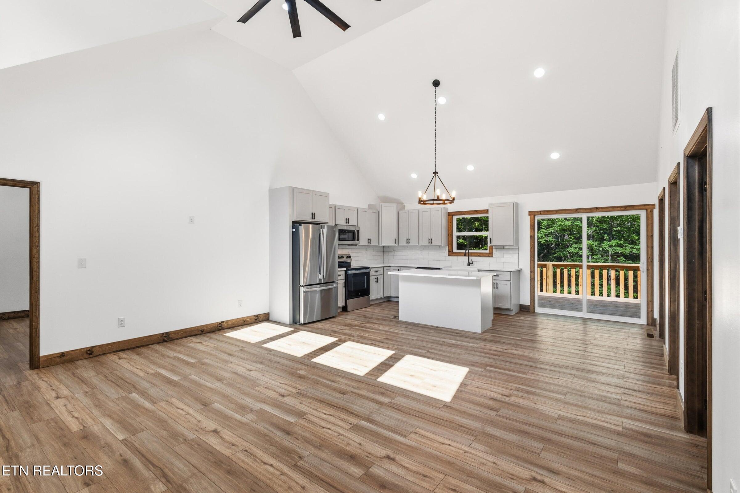 2377 Porch Rock Road Pikeville TN 37367