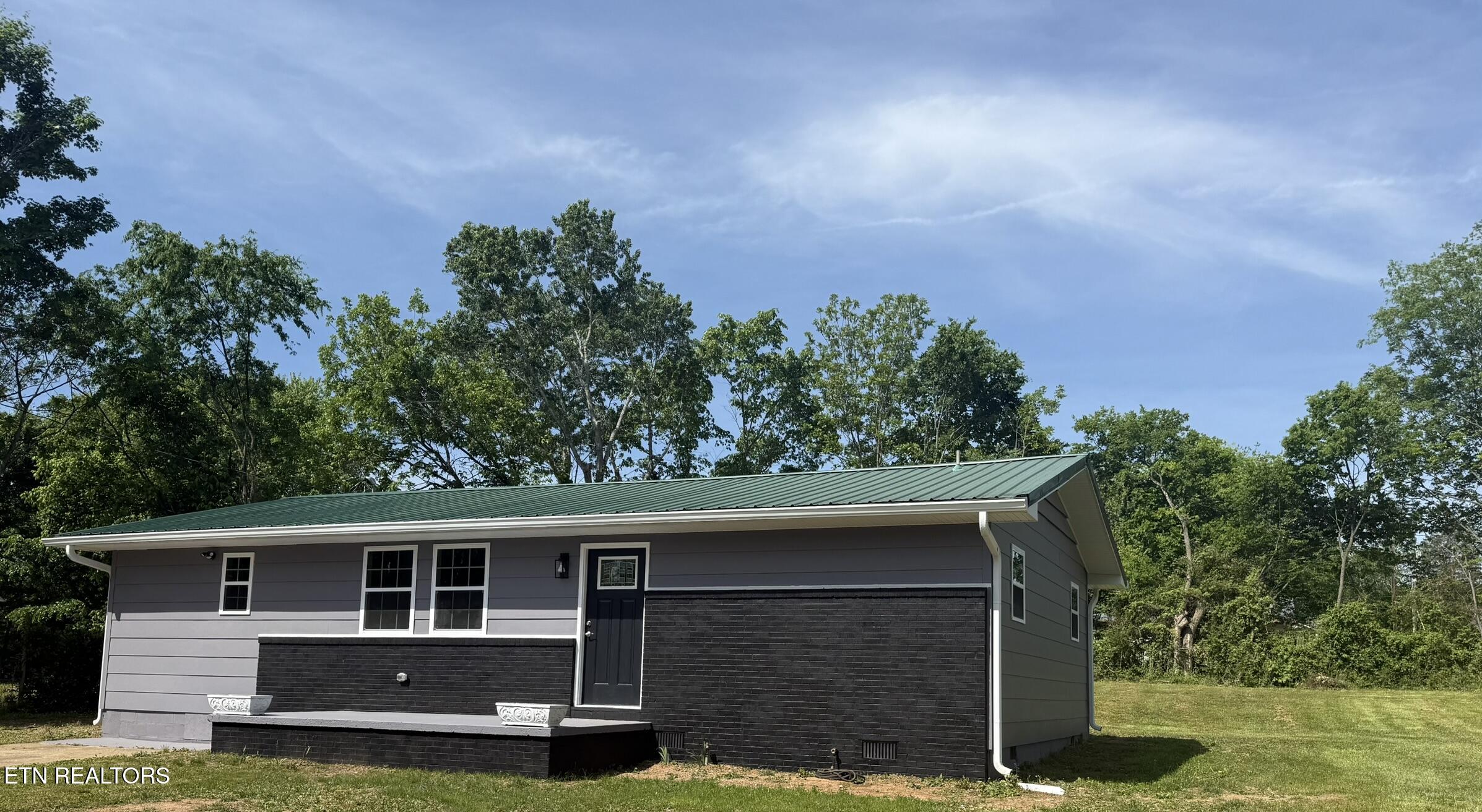 208 Greenwood Madisonville TN 37354