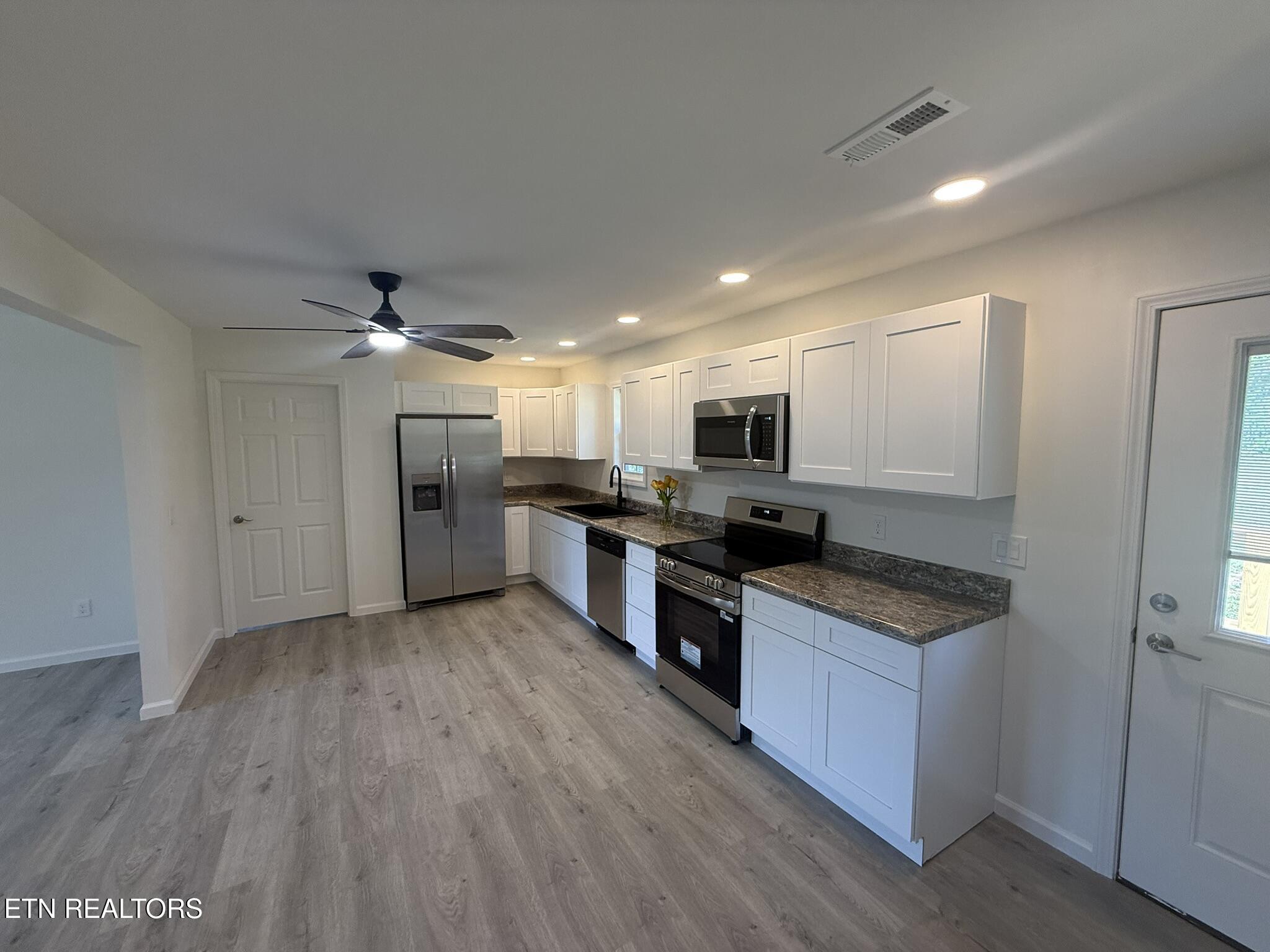 208 Greenwood Madisonville TN 37354