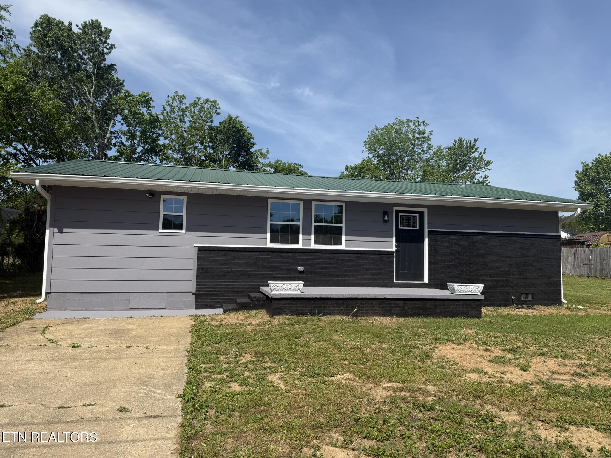 208 Greenwood Madisonville TN 37354