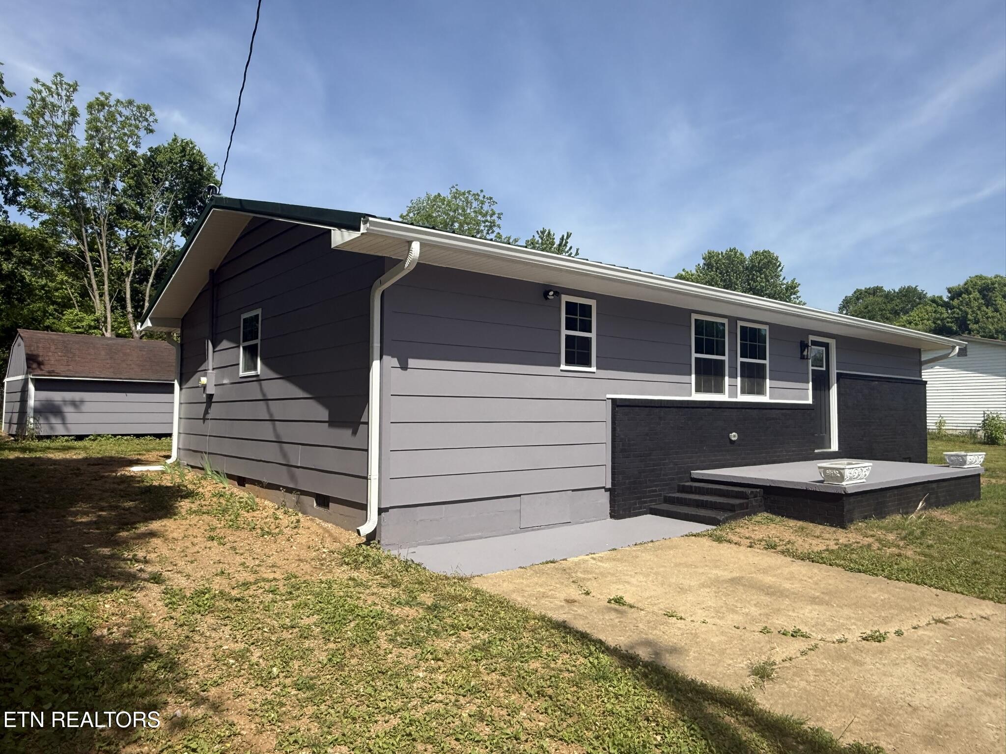208 Greenwood Madisonville TN 37354