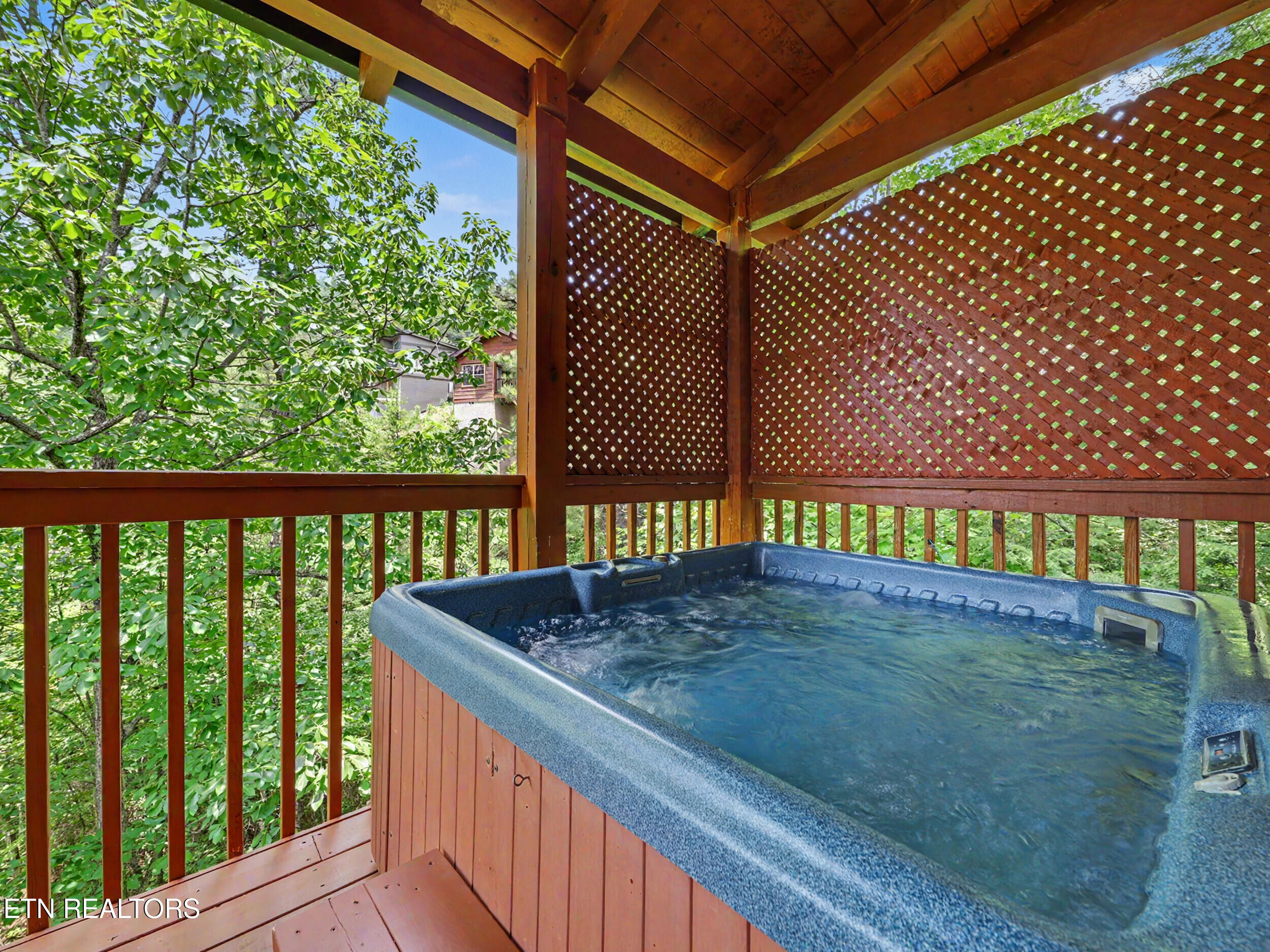 1944 E Mountain View Way Sevierville TN 37862