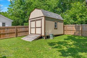 311 N Iowa Avenue Etowah TN 37331